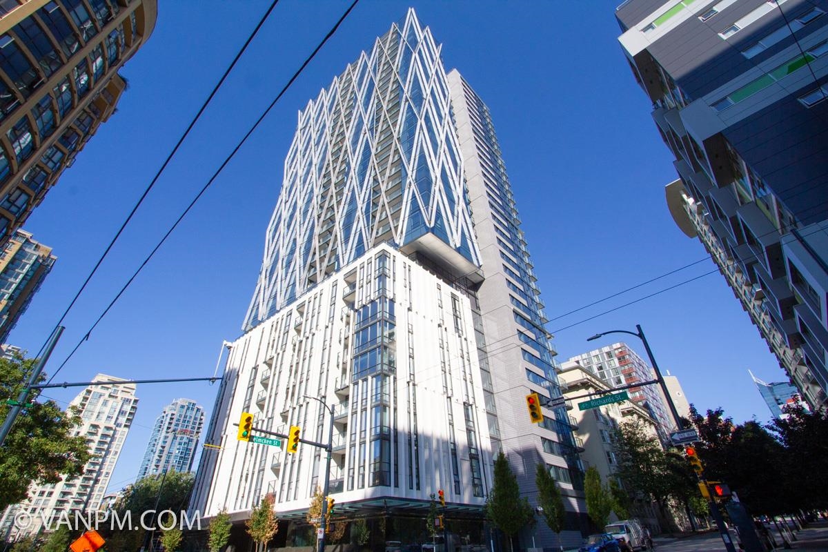 2305 1111 RICHARDS STREET, R3162574, BC,