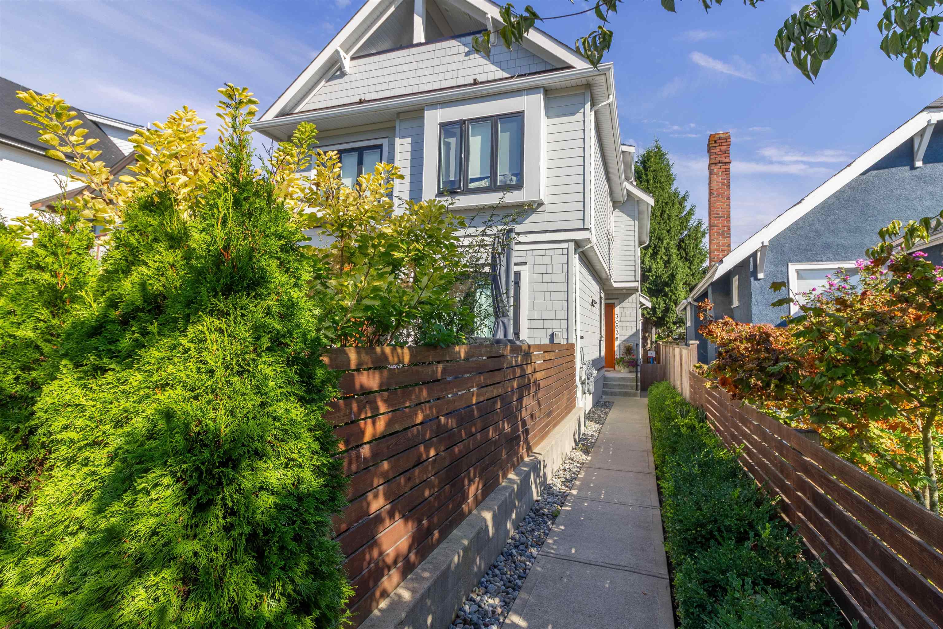 3063 GRAVELEY STREET, Vancouver BC V5K 3K5, R3162586, BC,