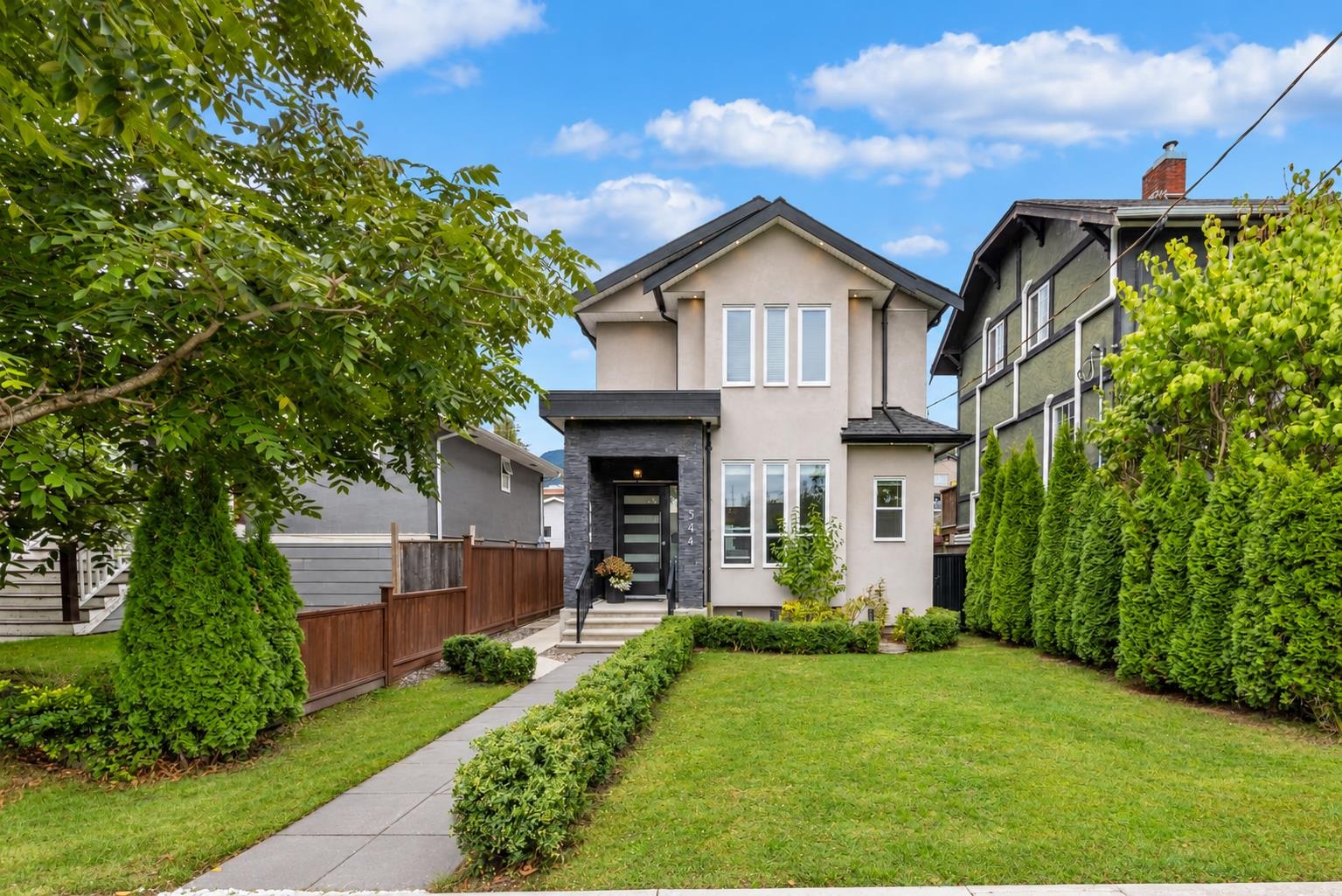 344 E 21 STREET, North Vancouver BC V7L 3B8, R3162587, BC,
