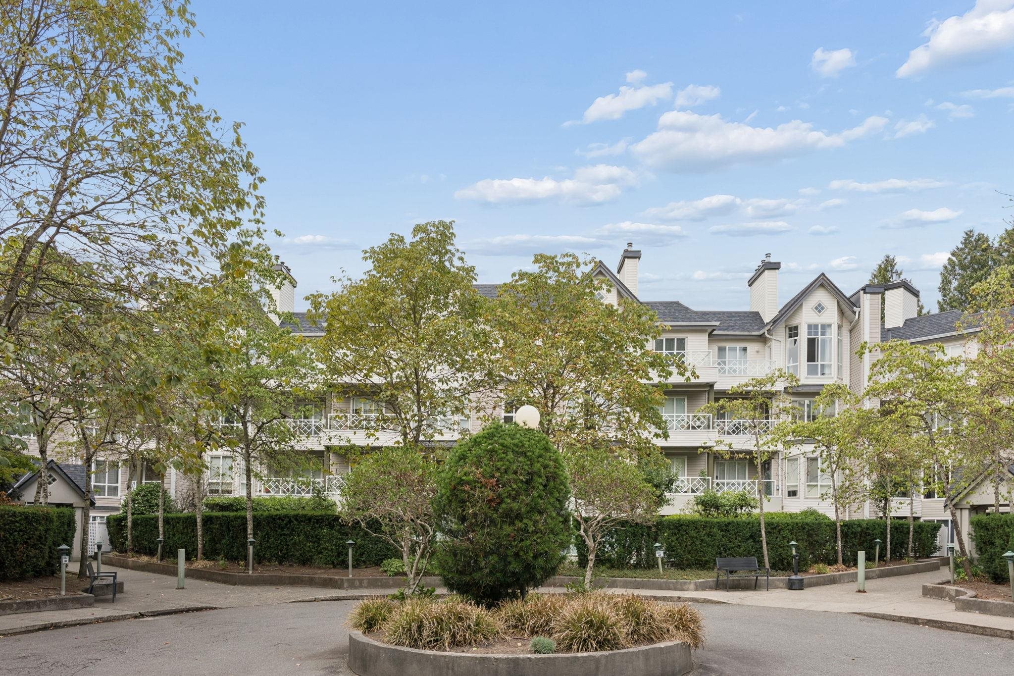322 9979 140 STREET STREET, R3162684, BC,
