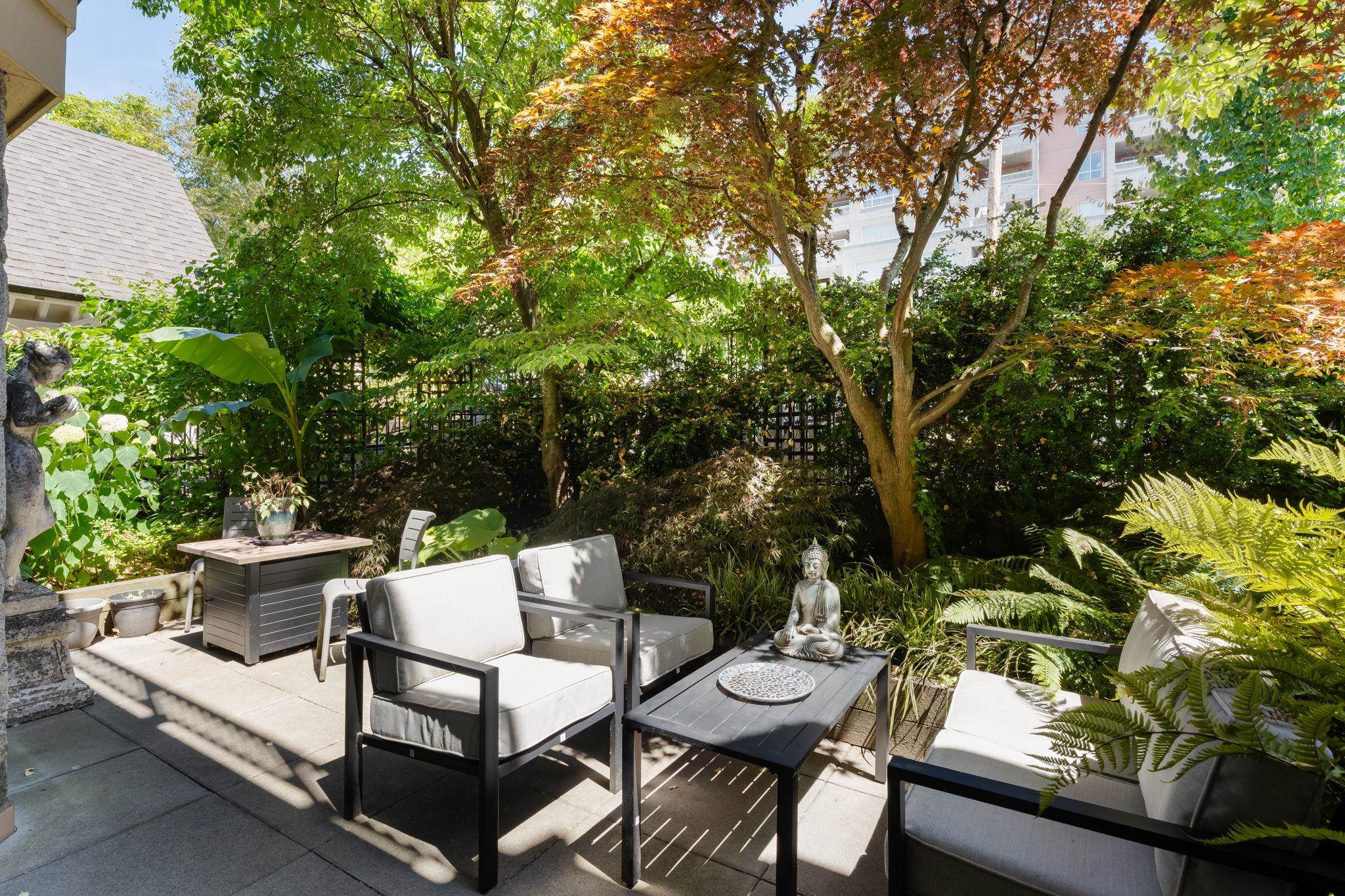 305 210 ELEVENTH STREET, R3162723, BC,