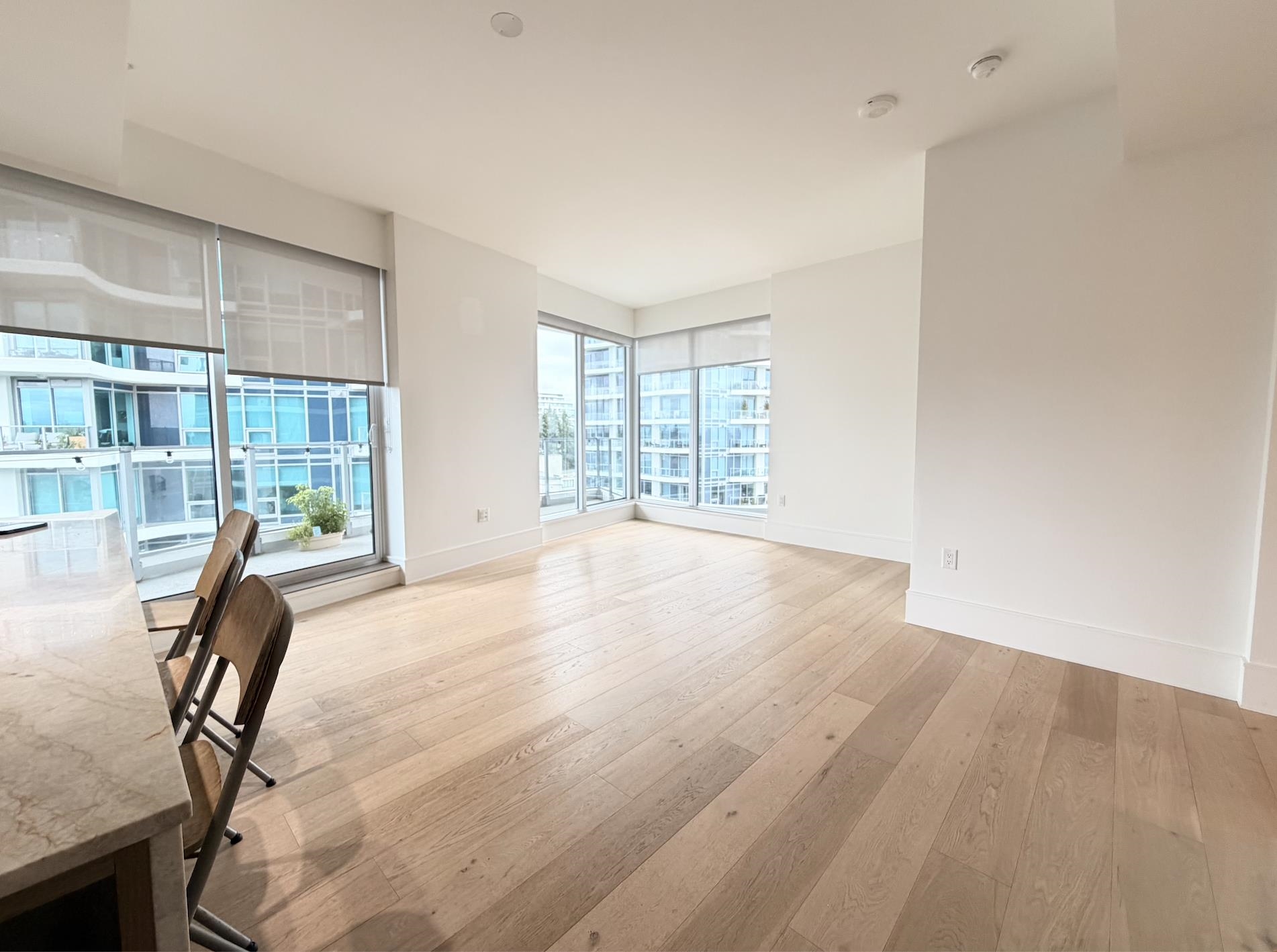 1105 1500 MARTIN STREET, R3162745, BC,