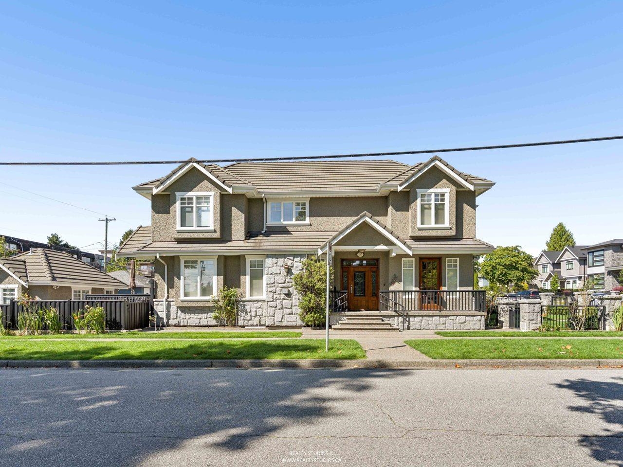255 CARLETON AVENUE, Burnaby BC V5C 6S9, R3162816, BC,