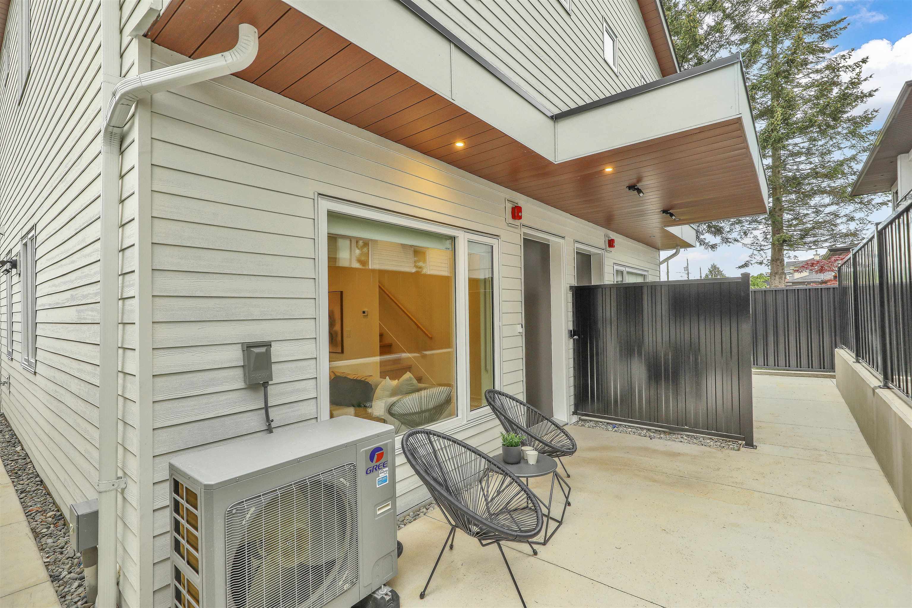 1 3183 GRAVELEY STREET, R3162902, BC,