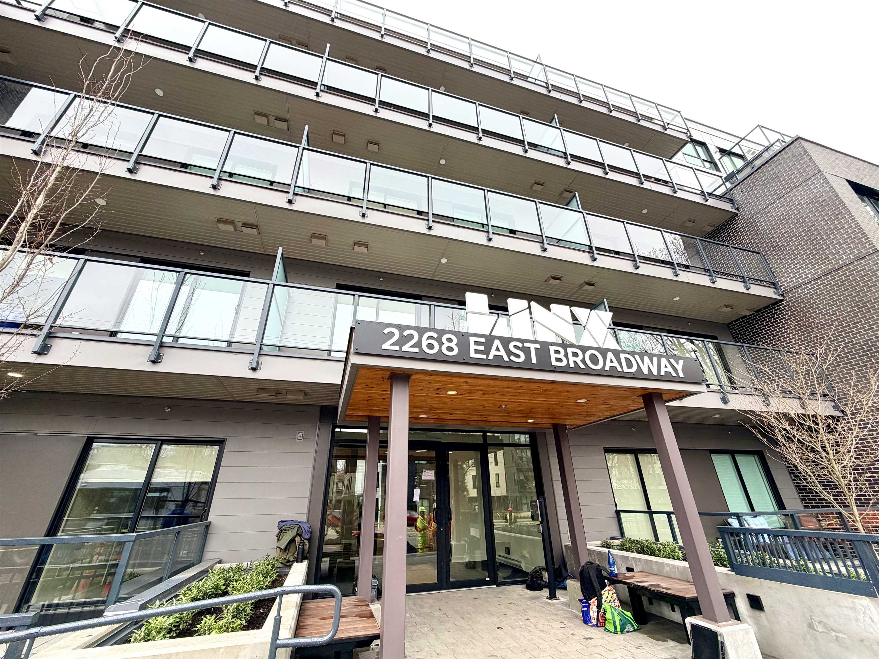 105 2268 BROADWAY, R3162960, BC,