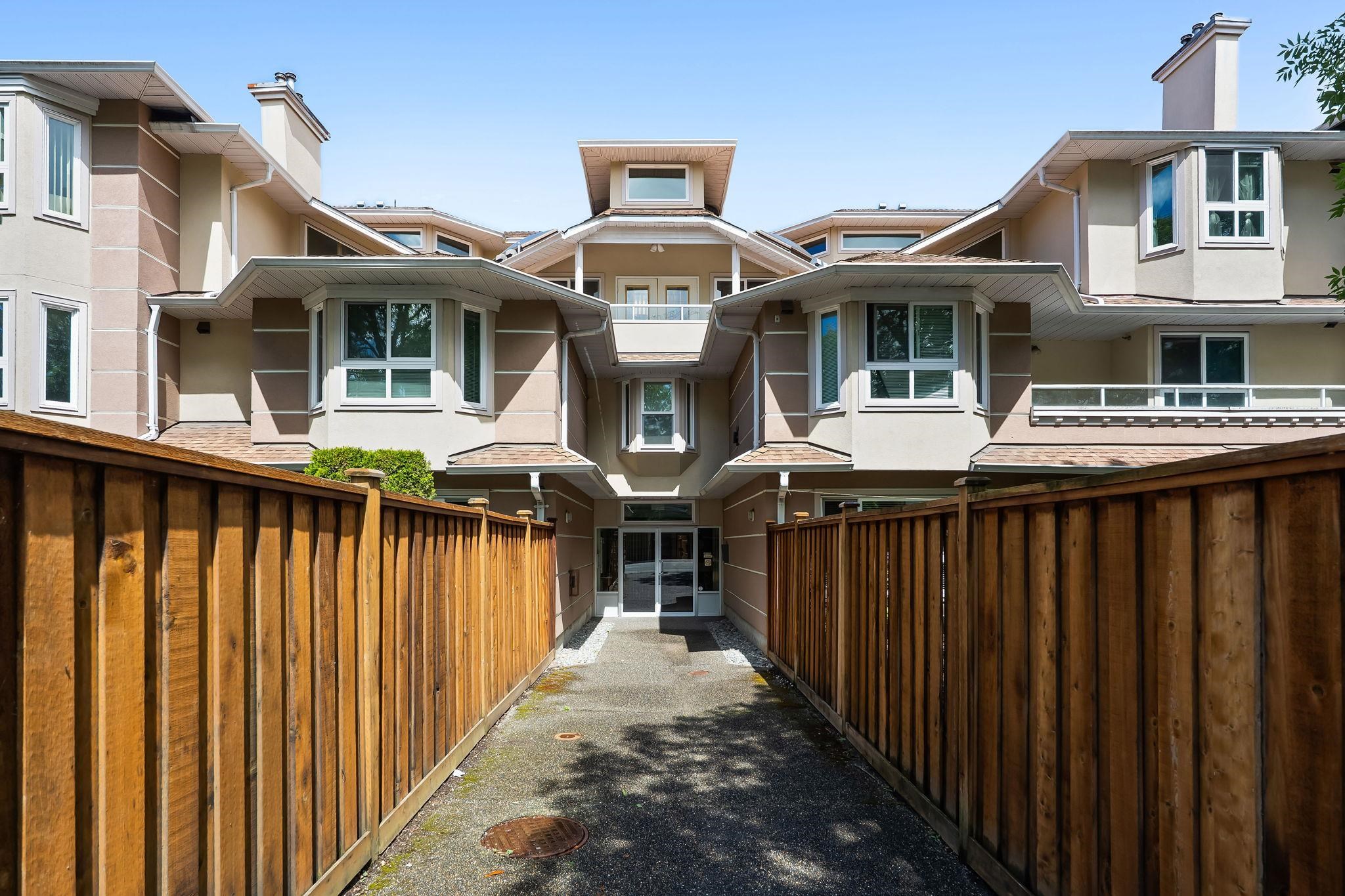 302 19721 64 AVENUE, R3163075, BC,