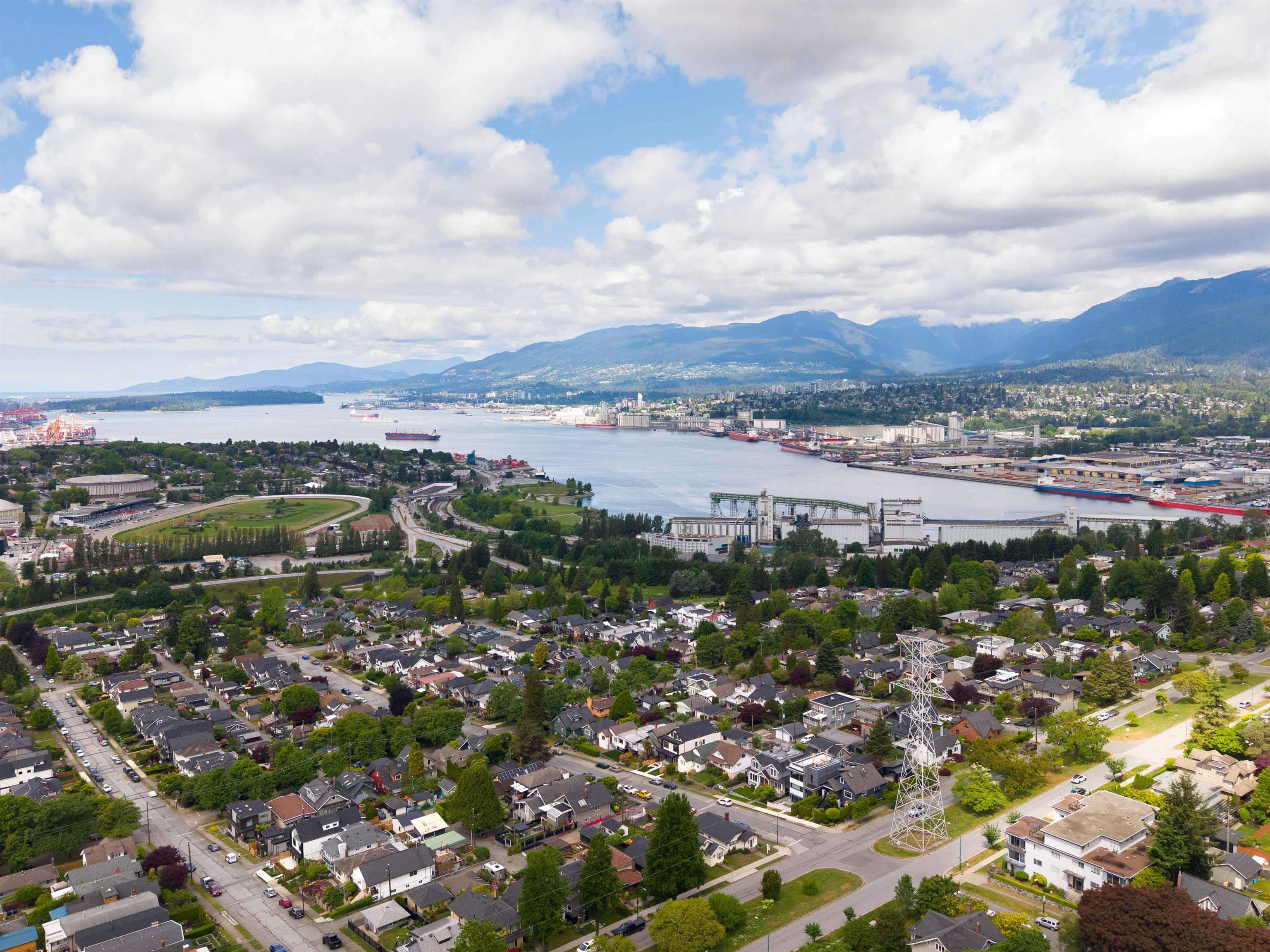 1 3645 DUNDAS STREET, R3163277, BC,