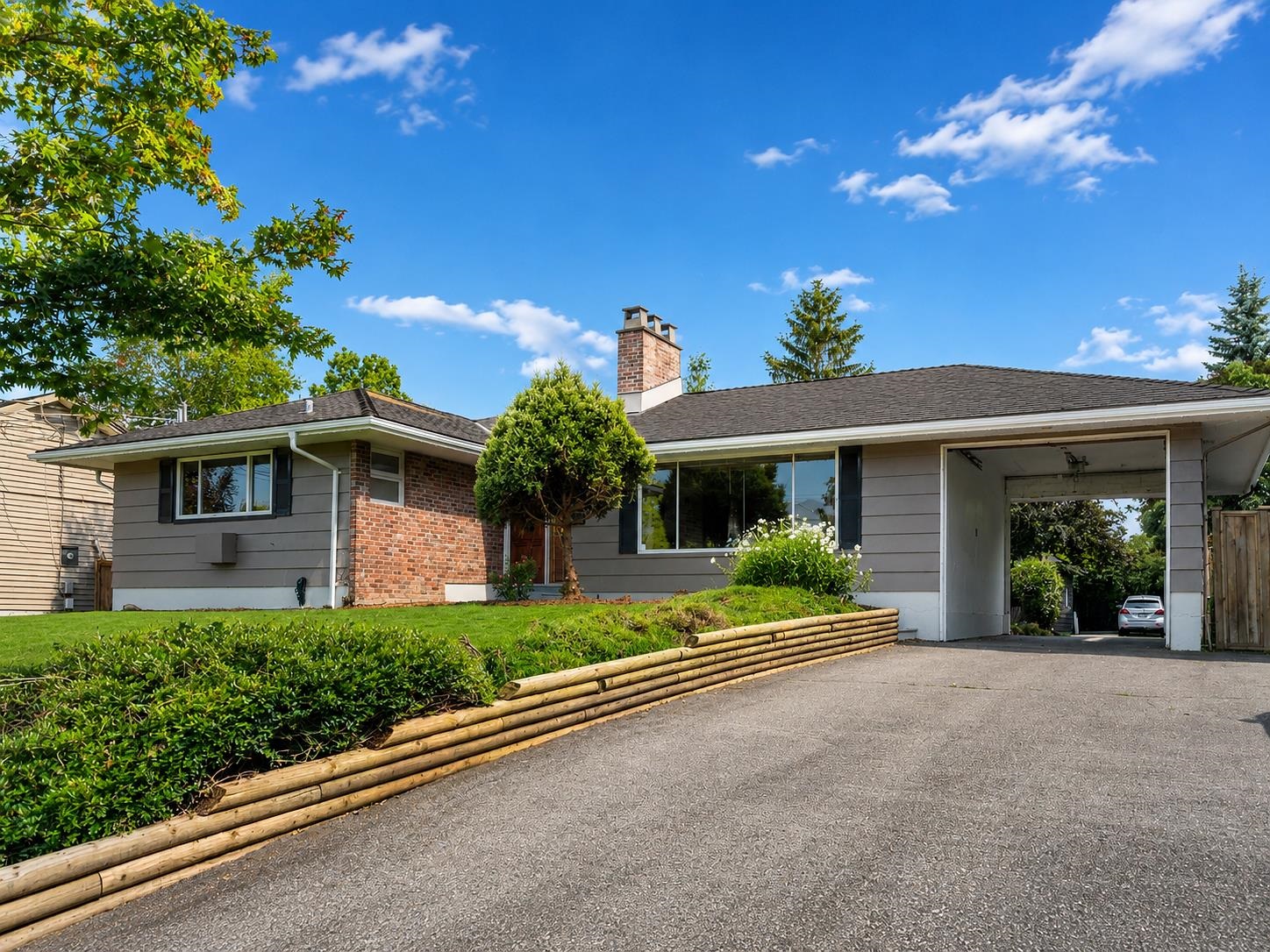 9725 JUNIPER STREET, Chilliwack BC V2P 5J2, R3163537, BC,