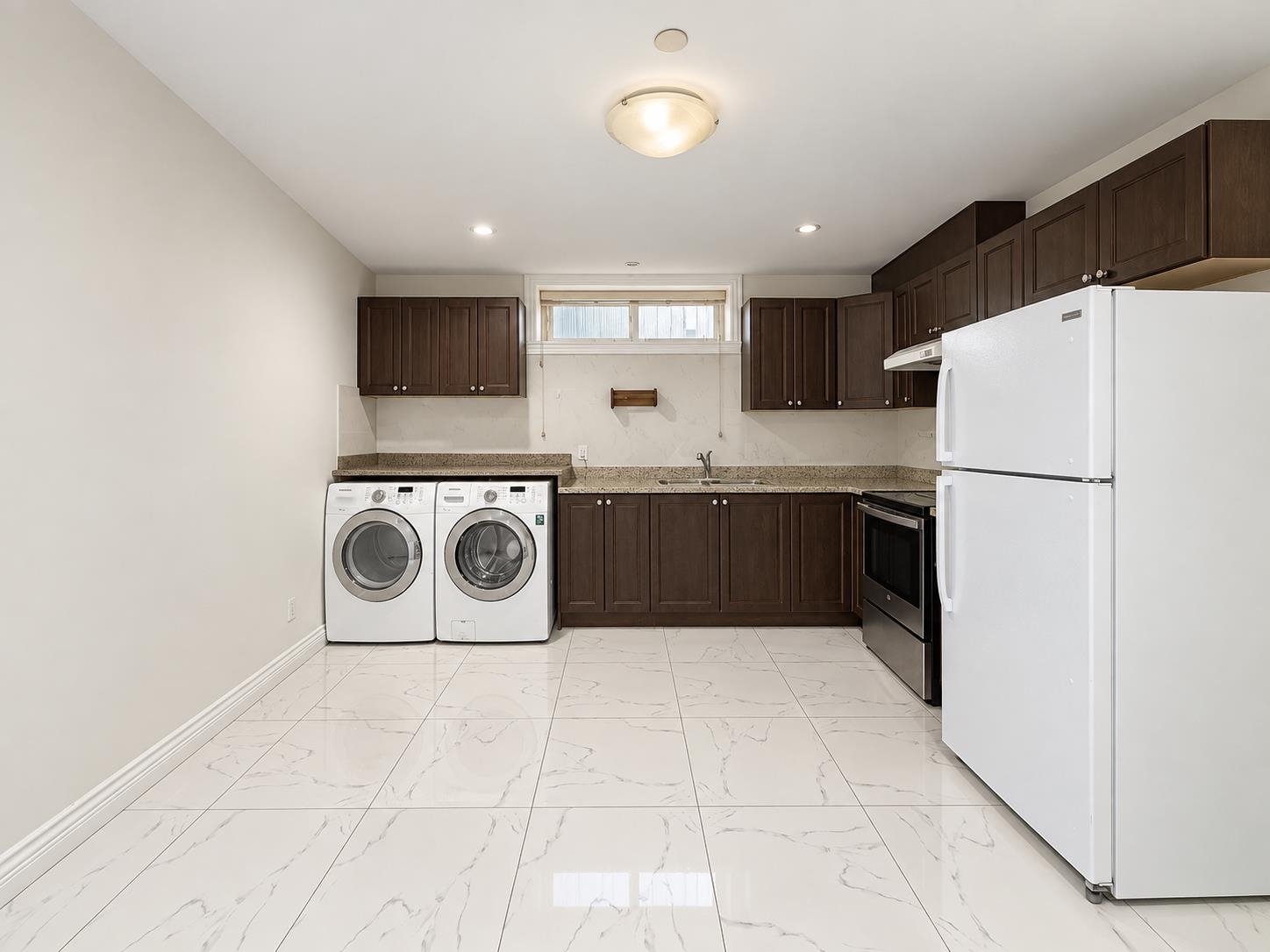 7452 HUMM ST, Vancouver BC V5P 4B8, R3163620, BC,