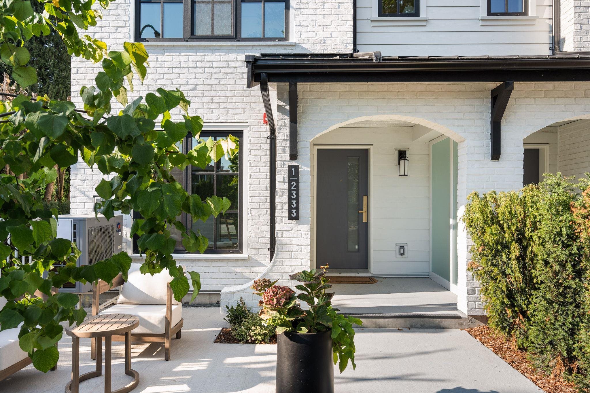 SL 1 2333 54TH AVENUE, R3163644, BC,