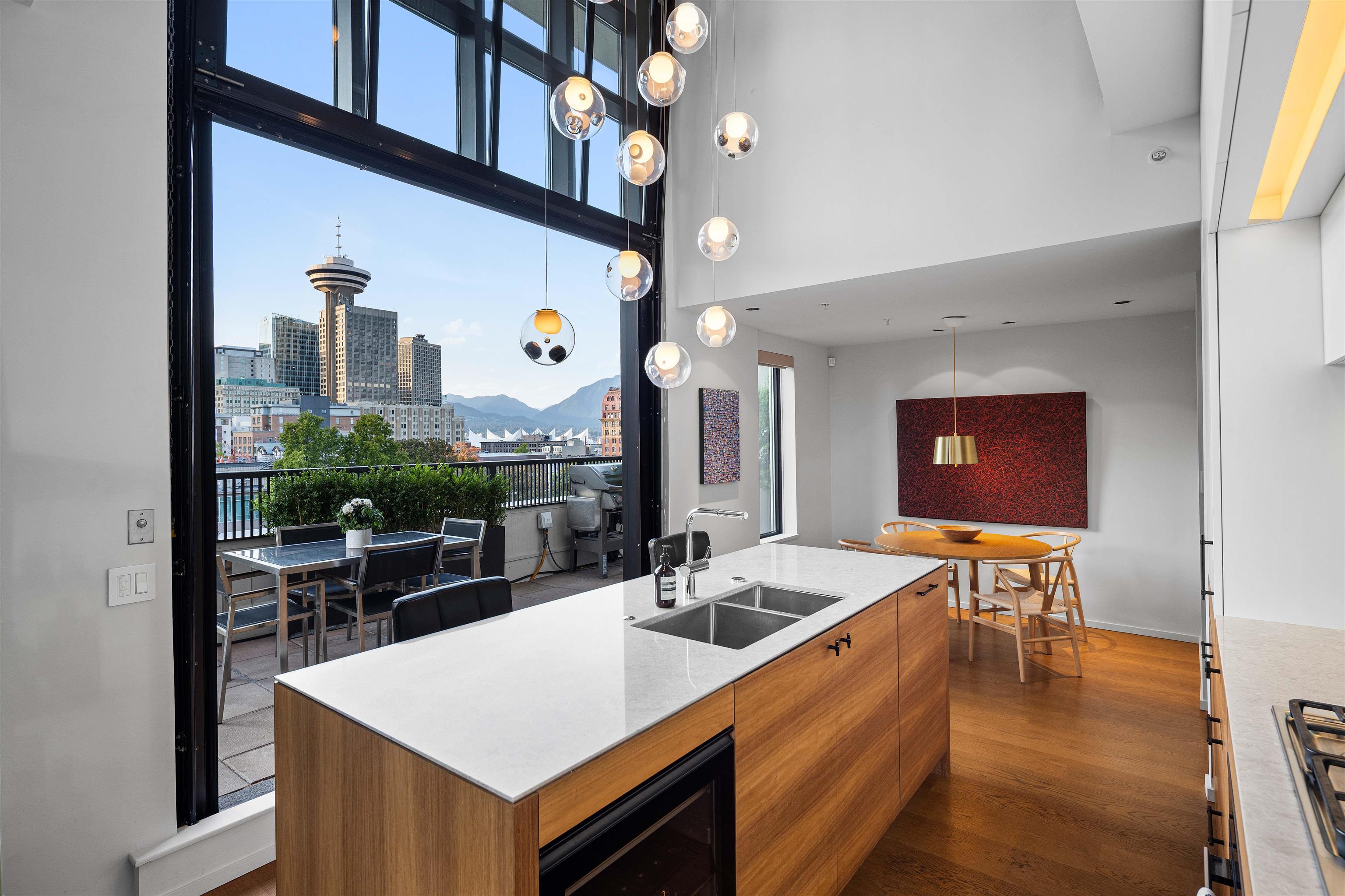 PH701 531 BEATTY STREET, R3163749, BC,