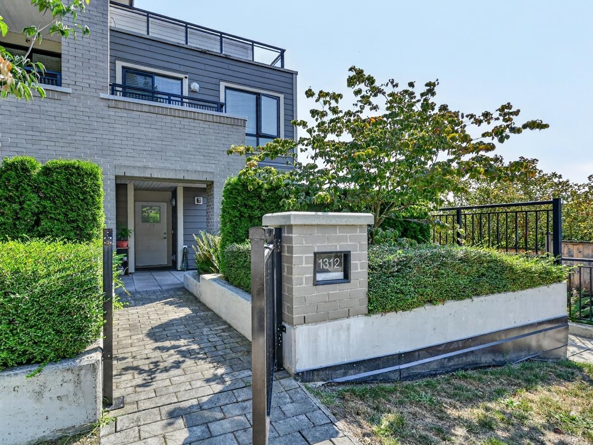 1312 FIFTH AVENUE, New Westminster BC V3M 0K5, R3163762, BC,