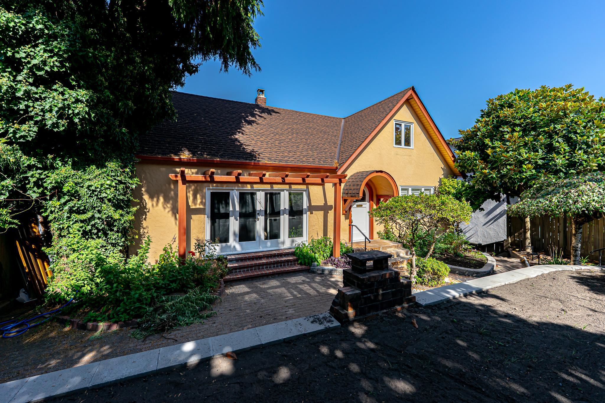 4327 LOCARNO CRESCENT, Vancouver BC V6R 1G2, R3163800, BC,