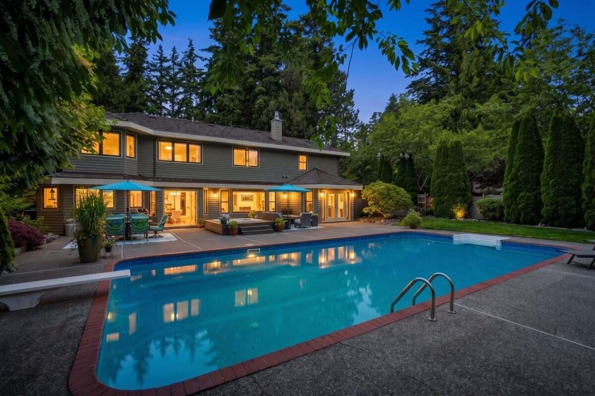 13446 19 AVENUE, Surrey BC V4A 9C7, R3163847, BC,