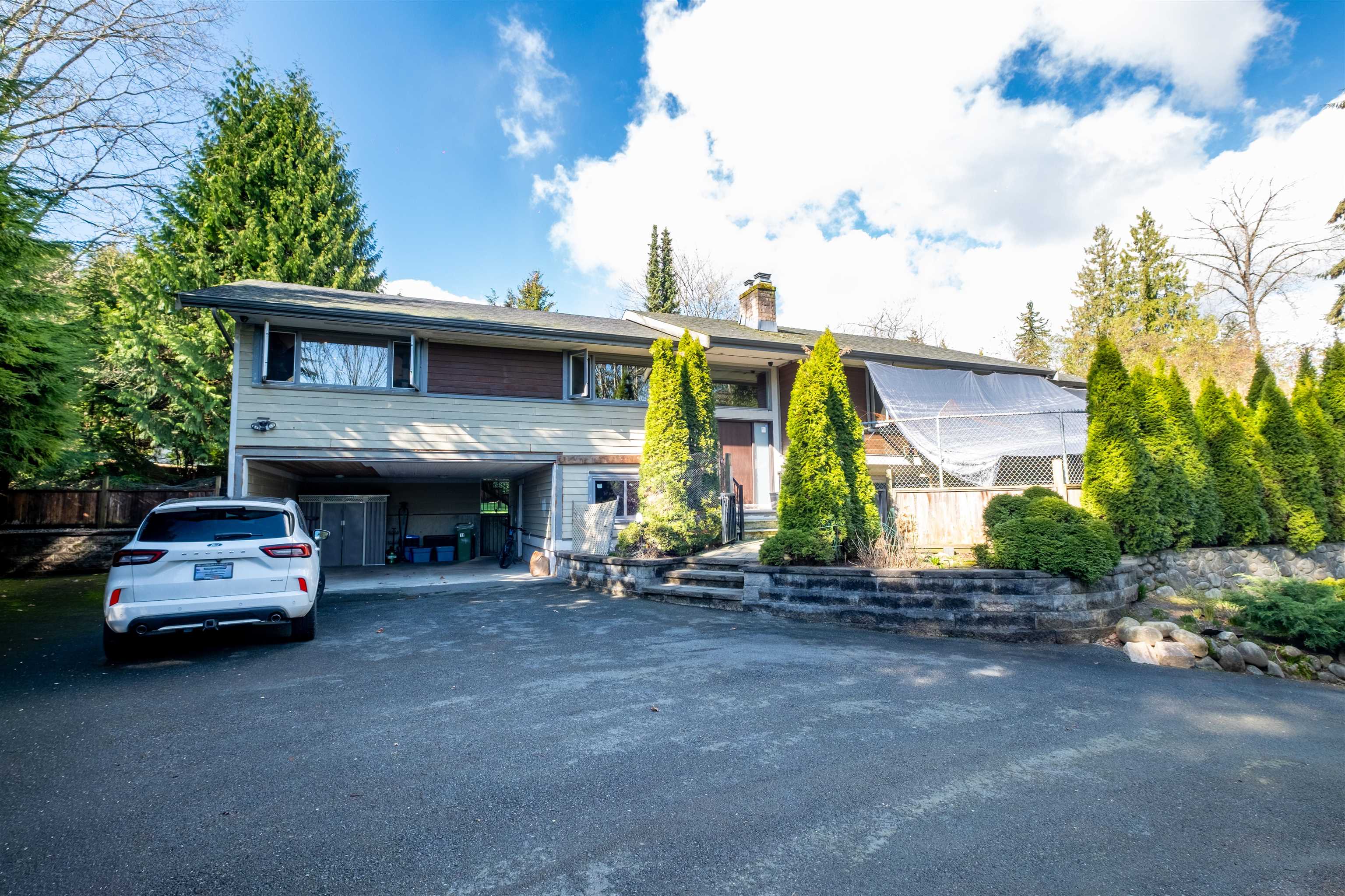 1329 APPIN ROAD, North Vancouver BC V7J 2T4, R3164013, BC,