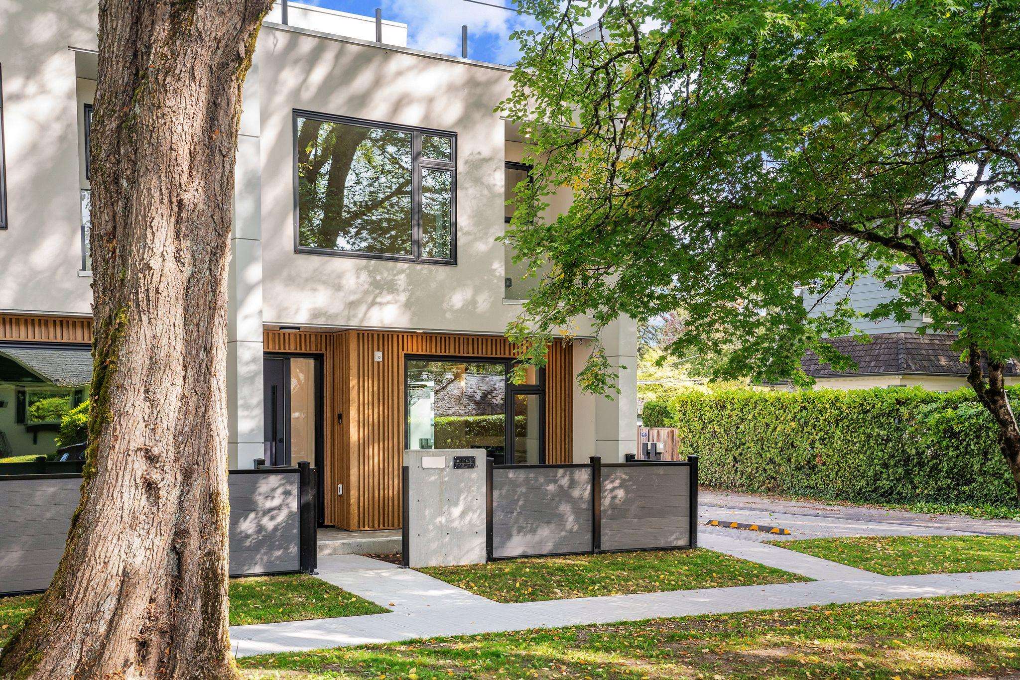 1 1491 DEVONSHIRE CRESCENT, R3164142, BC,