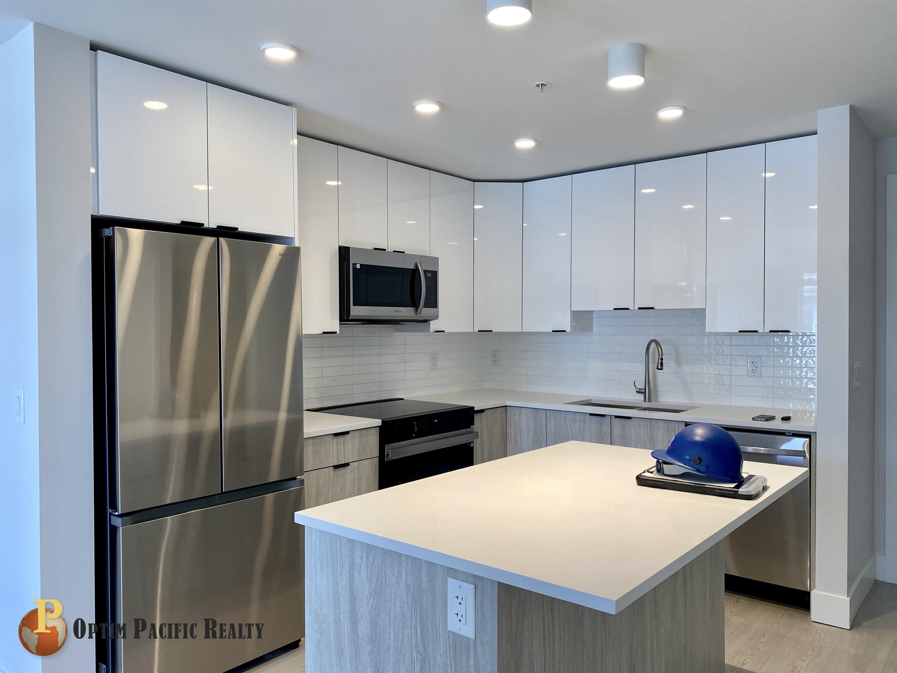 5XX 11655 FRASER STREET, R3164657, BC,
