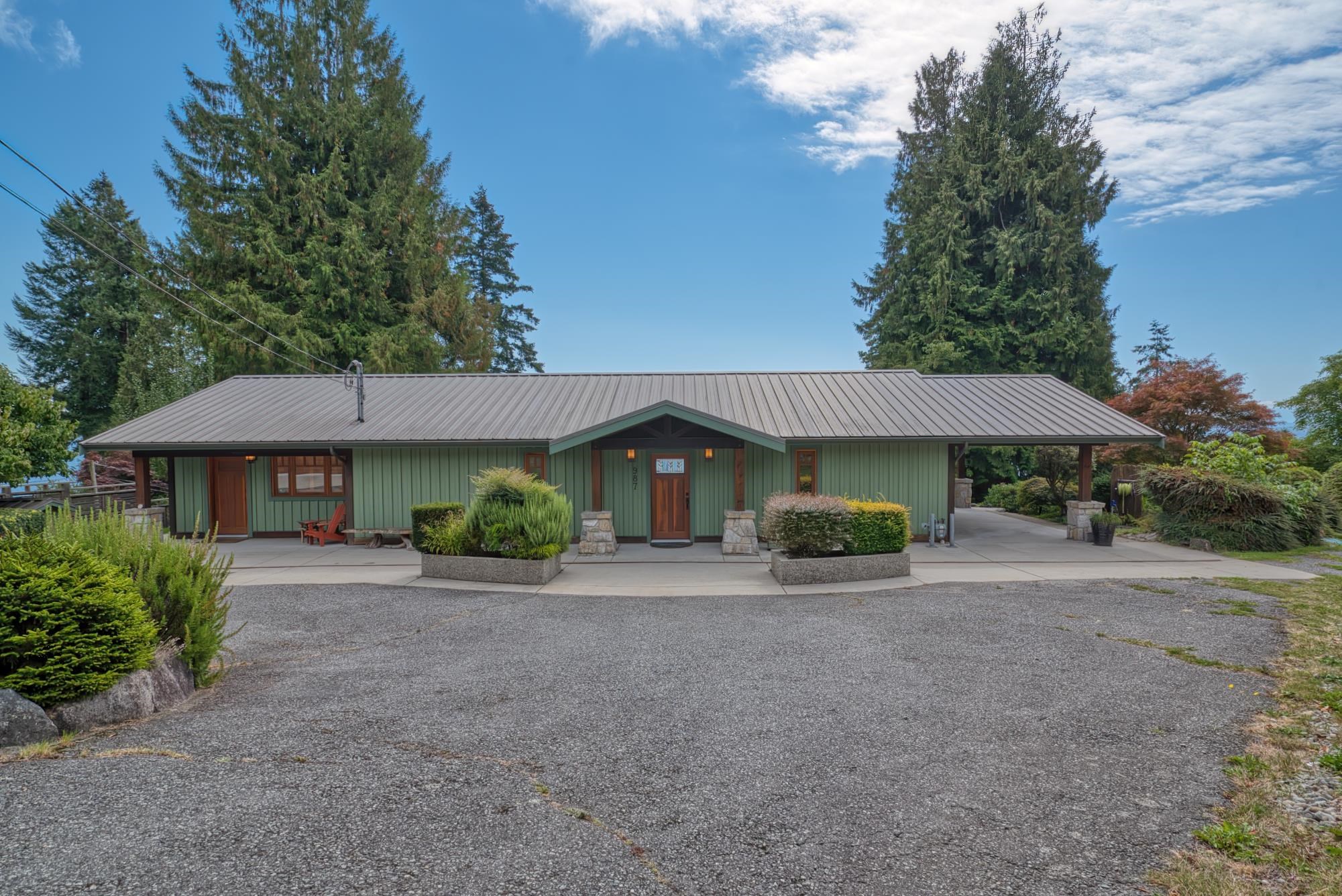 987 GOWER POINT ROAD, Gibsons BC V0N 1V3, R3164718, BC,