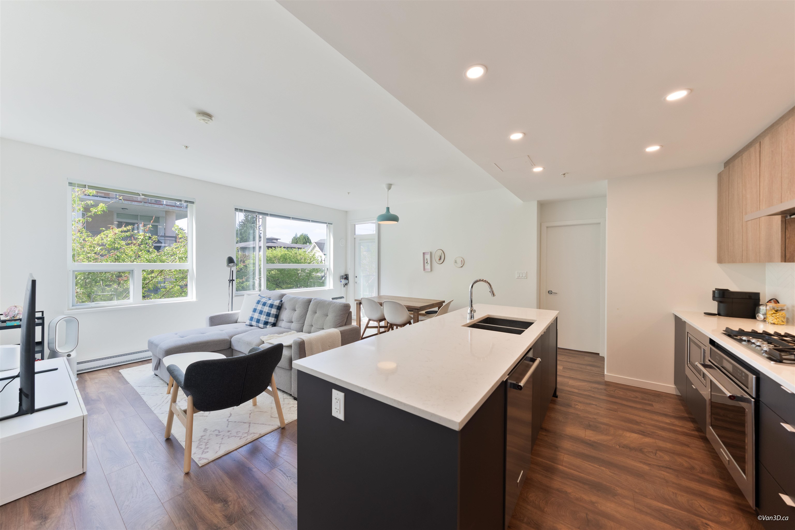 208 717 BRESLAY STREET, R3164787, BC,