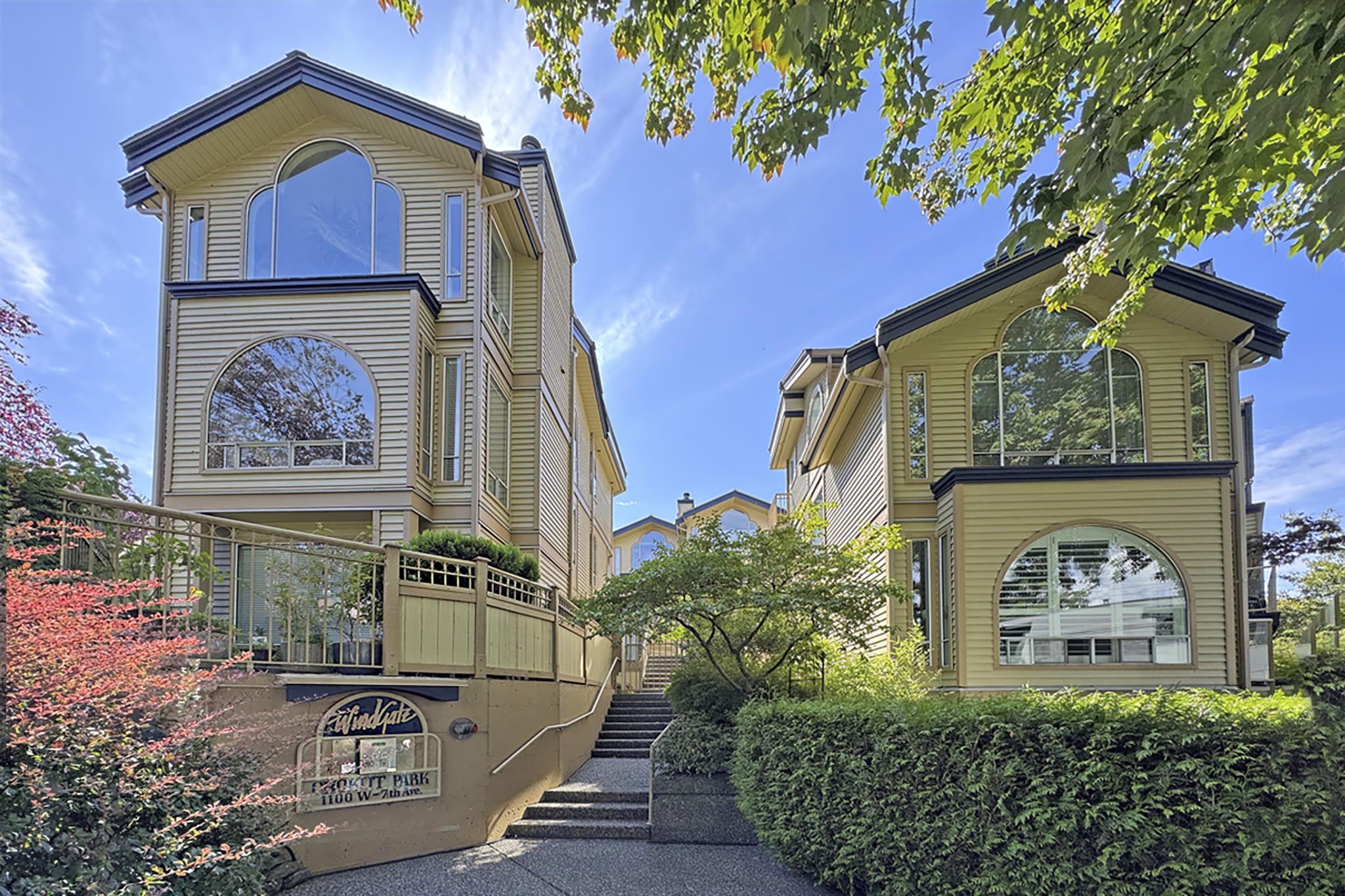 107 1100 7TH AVENUE, R3164822, BC,