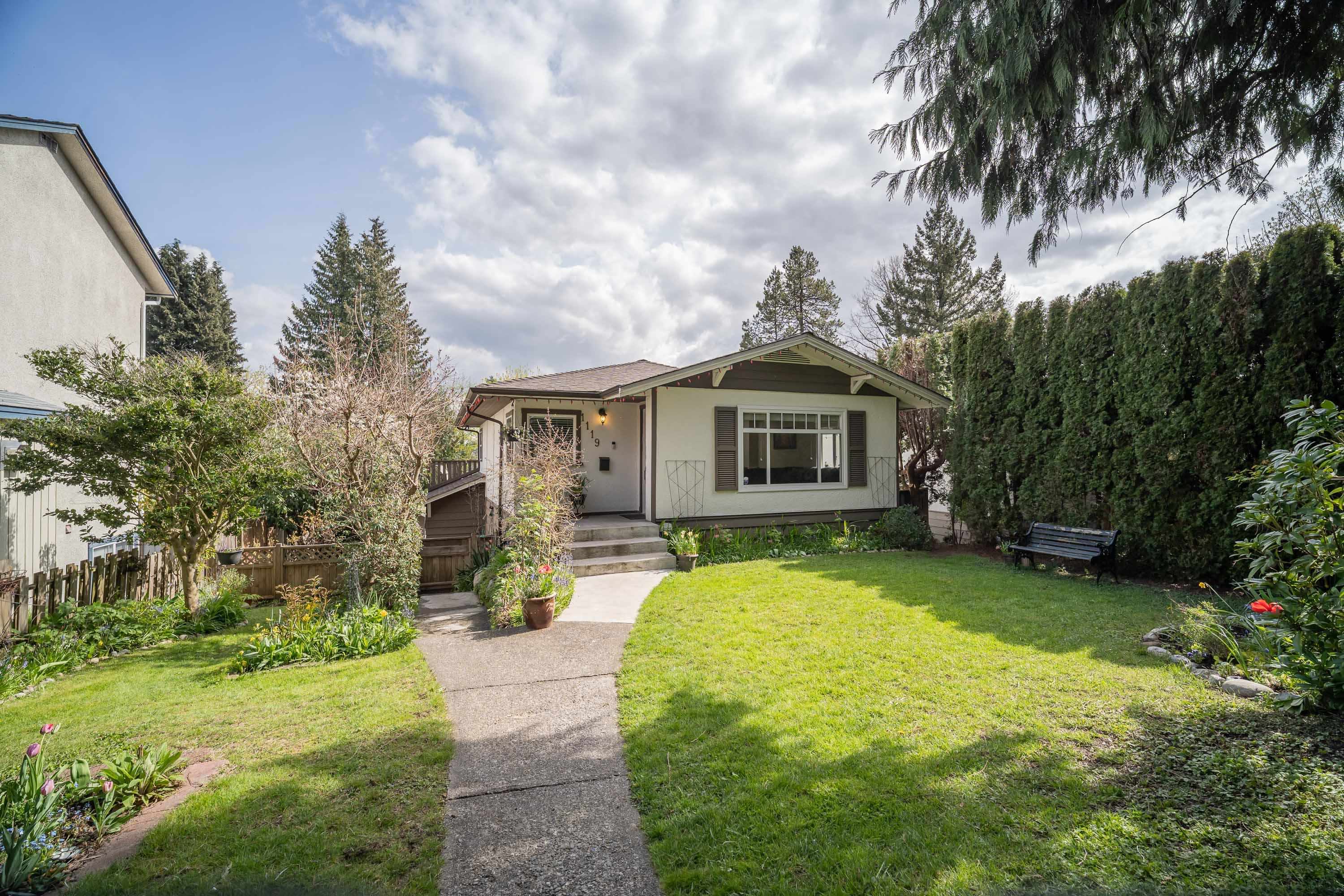 1119 CLOVERLEY STREET, North Vancouver BC V7L 1N7, R3164858, BC,