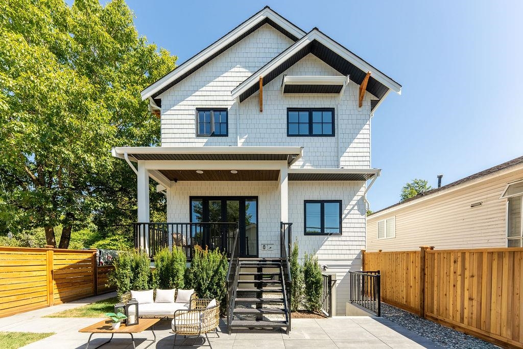 2598 E 16TH AVENUE, Vancouver BC V5M 2L5, R3164878, BC,