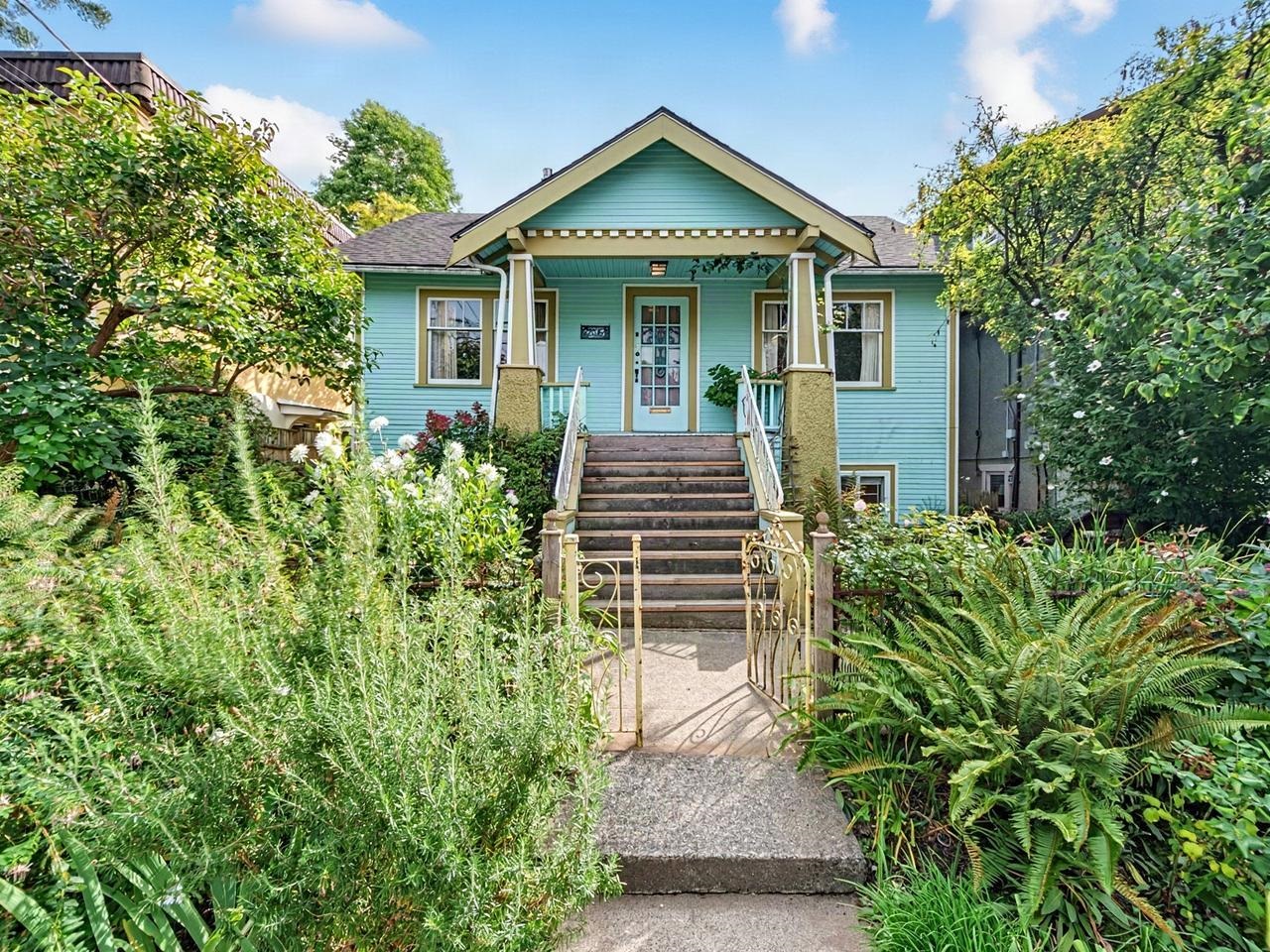 2076 TURNER STREET, Vancouver BC V5L 2A3, R3164903, BC,