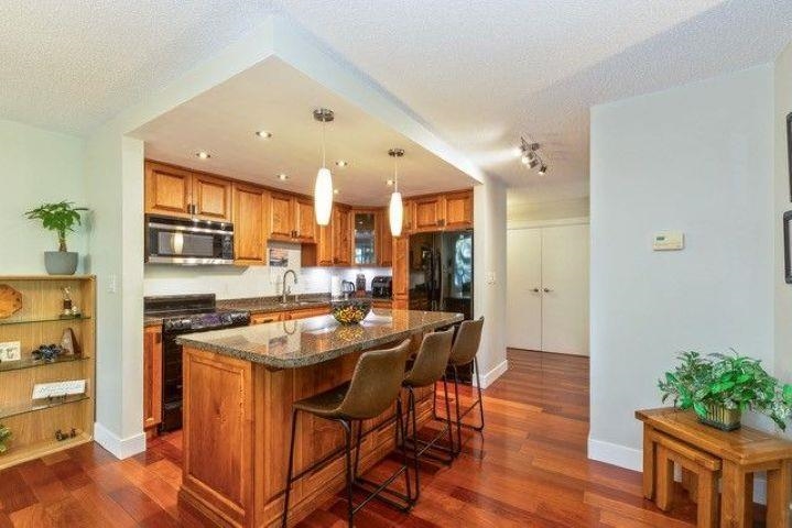 511 1350 VIEW CRESCENT, R3165001, BC,