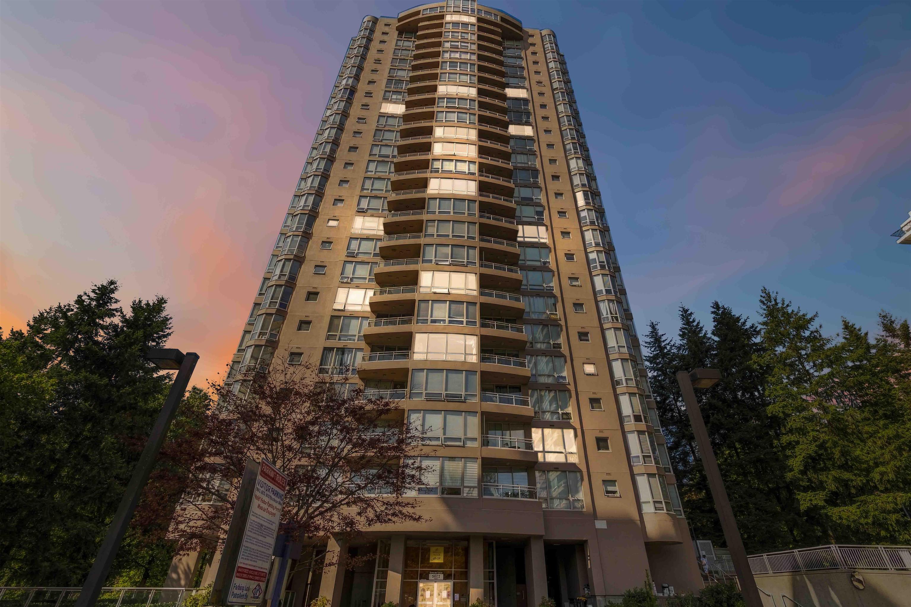 2205 9603 MANCHESTER DRIVE, R3165021, BC,