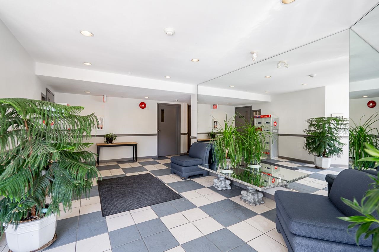 #212 4758 53 STREET, R3165067, BC,
