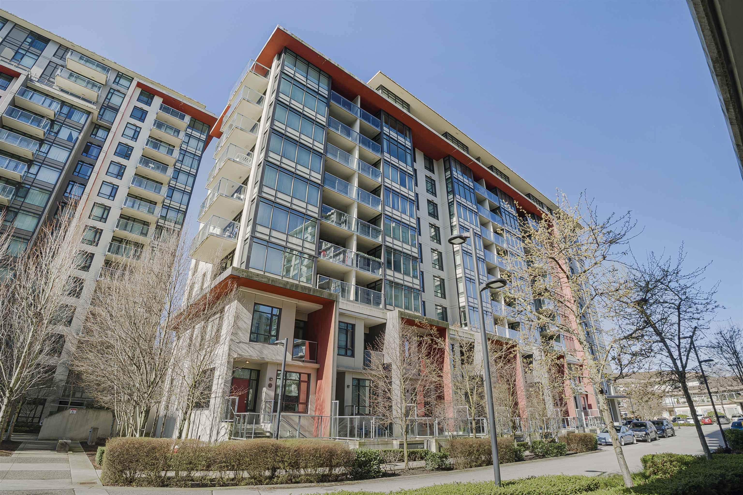 21 7338 GOLLNER AVENUE, R3165121, BC,