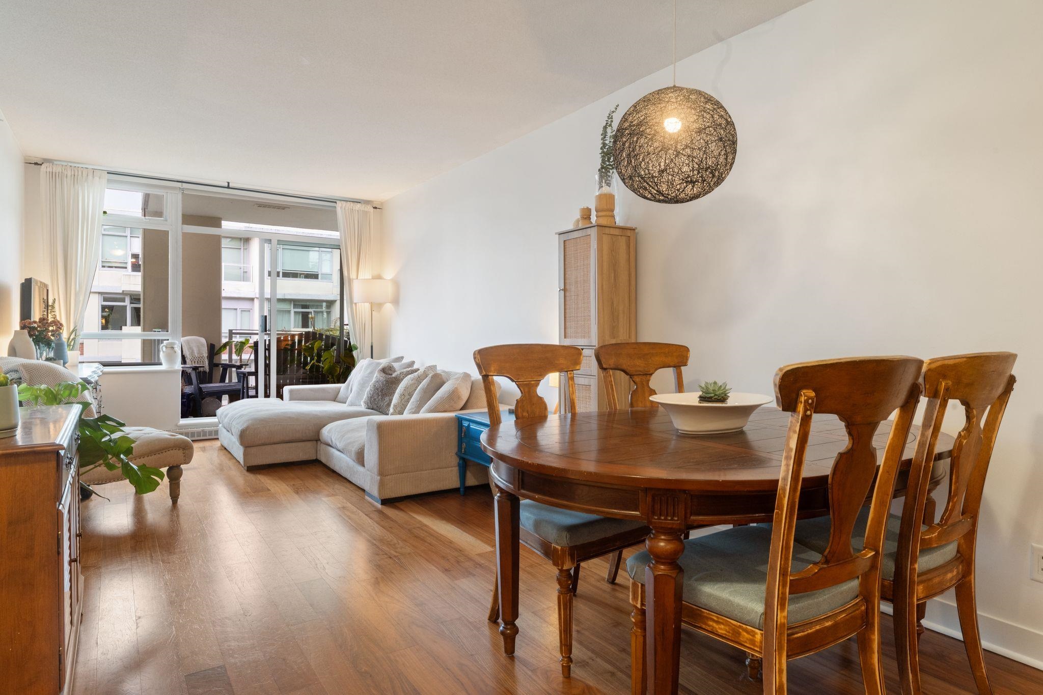 608 2228 BROADWAY, R3165122, BC,