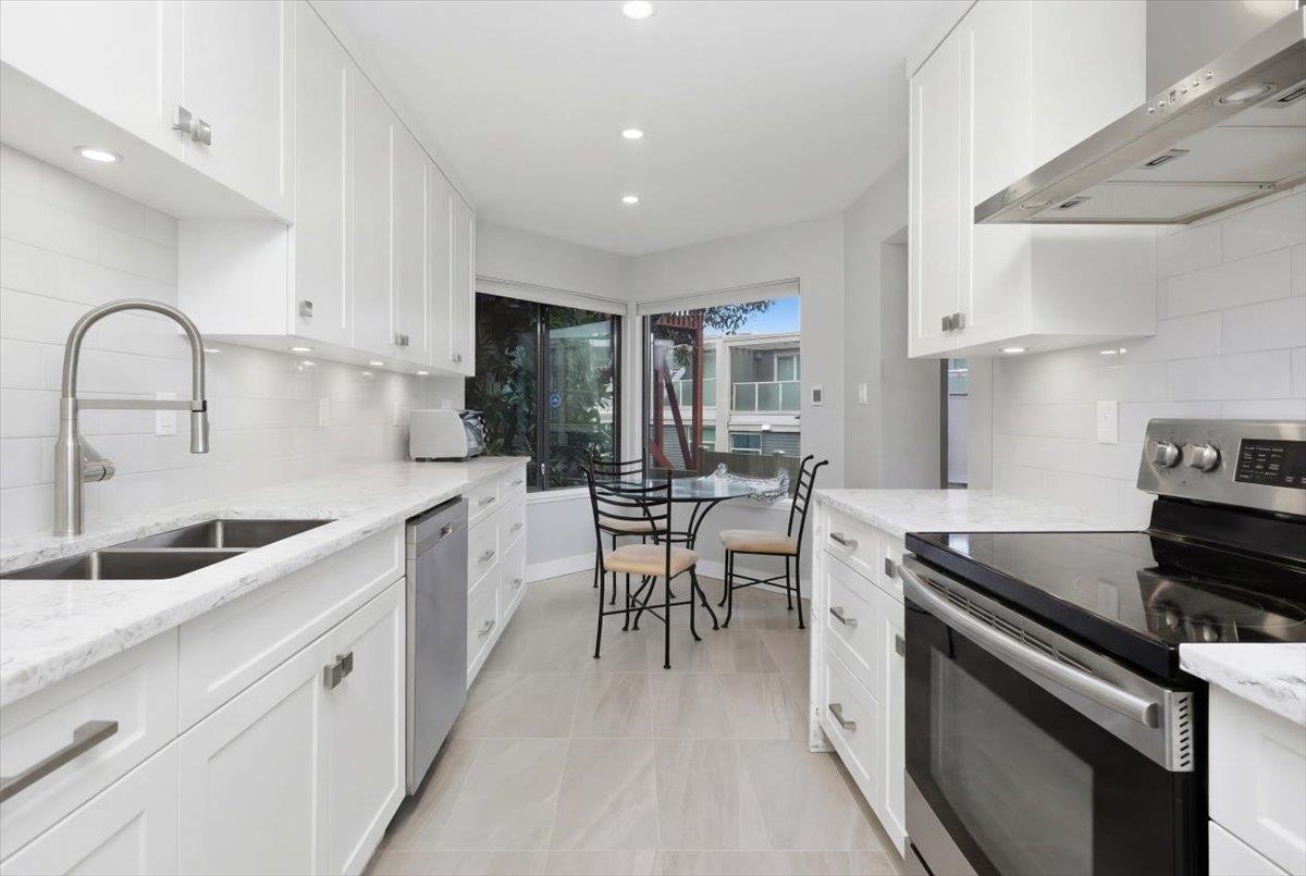 101 1005 7TH AVENUE, R3165169, BC,