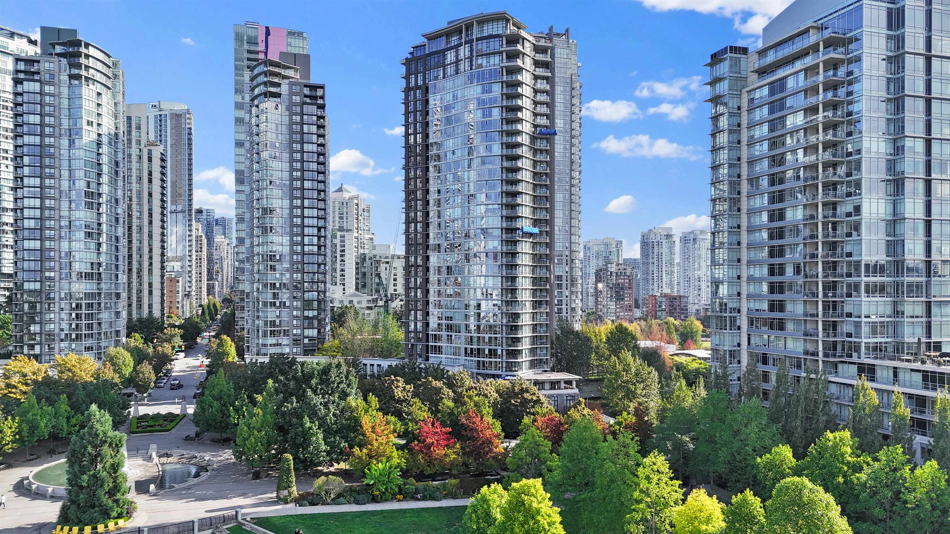 502 455 BEACH CRESCENT, R3165184, BC,