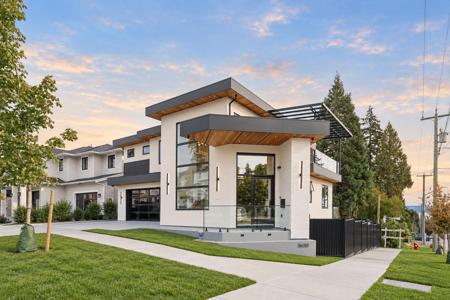16018 9A AVENUE, Surrey BC V4A 9A7, R3165294, BC,
