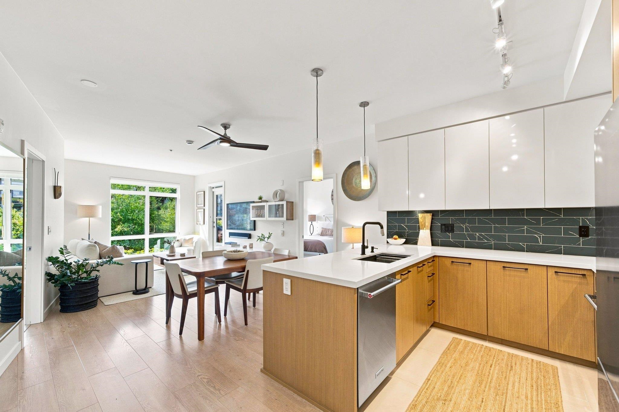 318 22 ROYAL AVENUE, R3165296, BC,