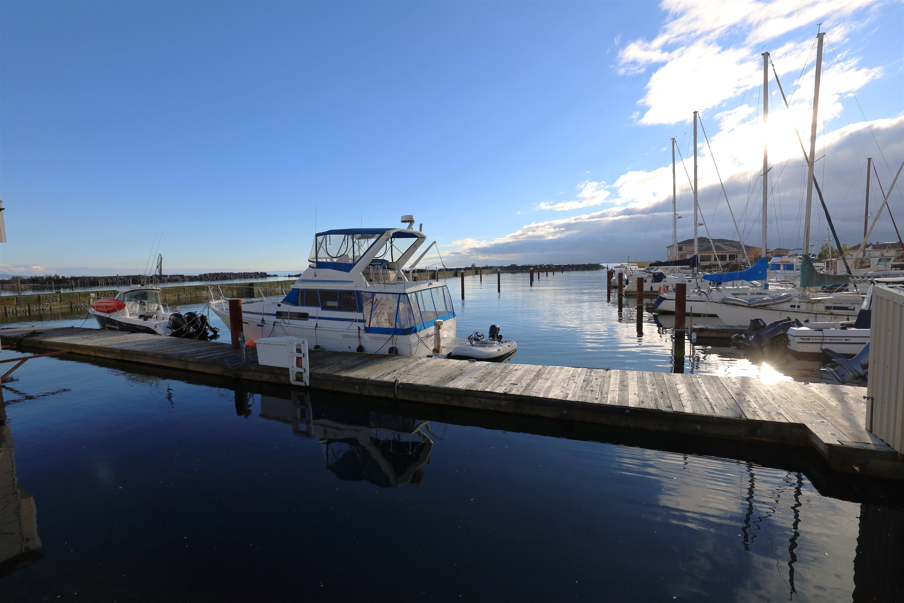 312 1585 FIELD ROAD, R3165358, BC,