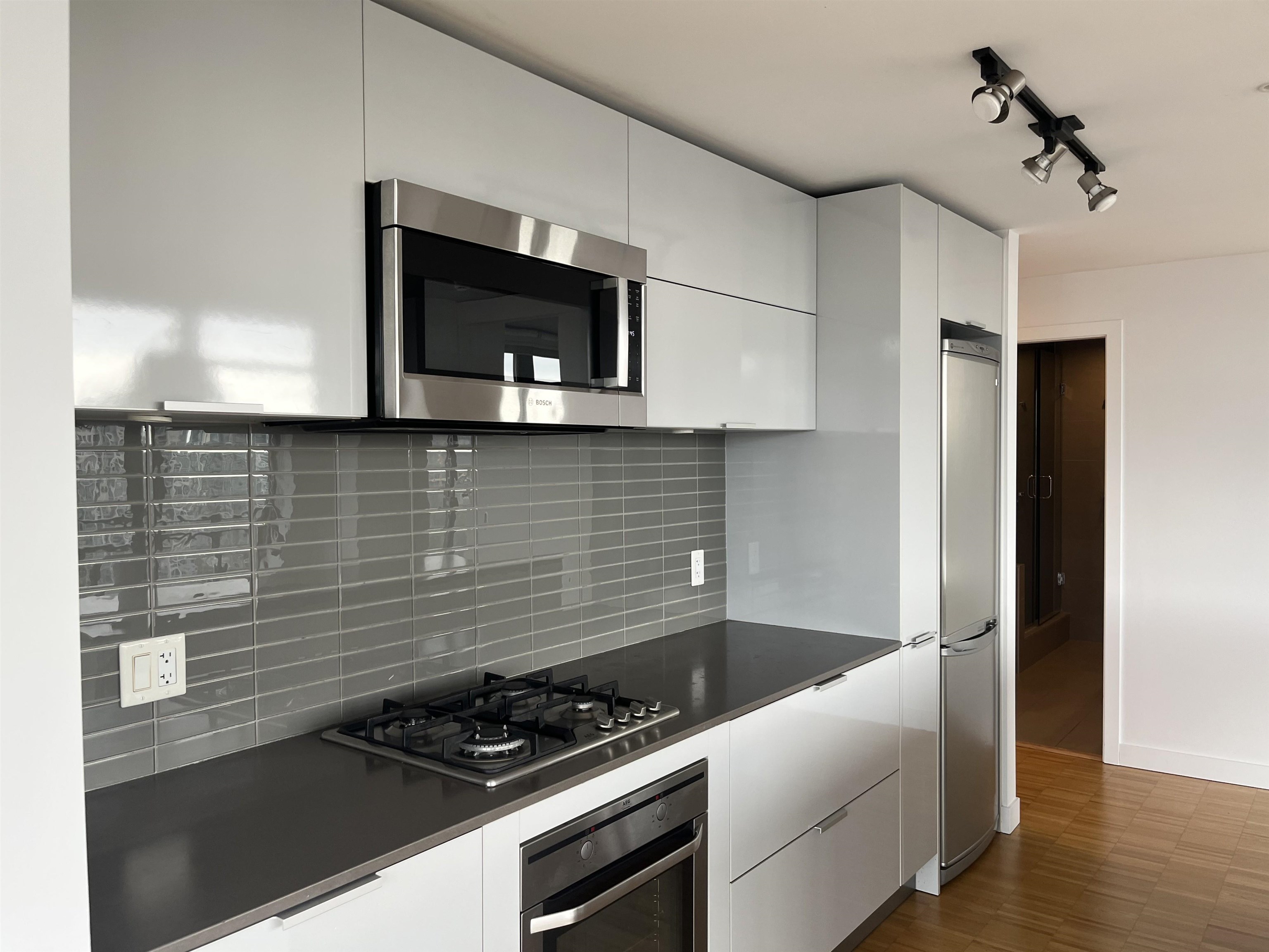 1805 108 CORDOVA STREET, R3165437, BC,