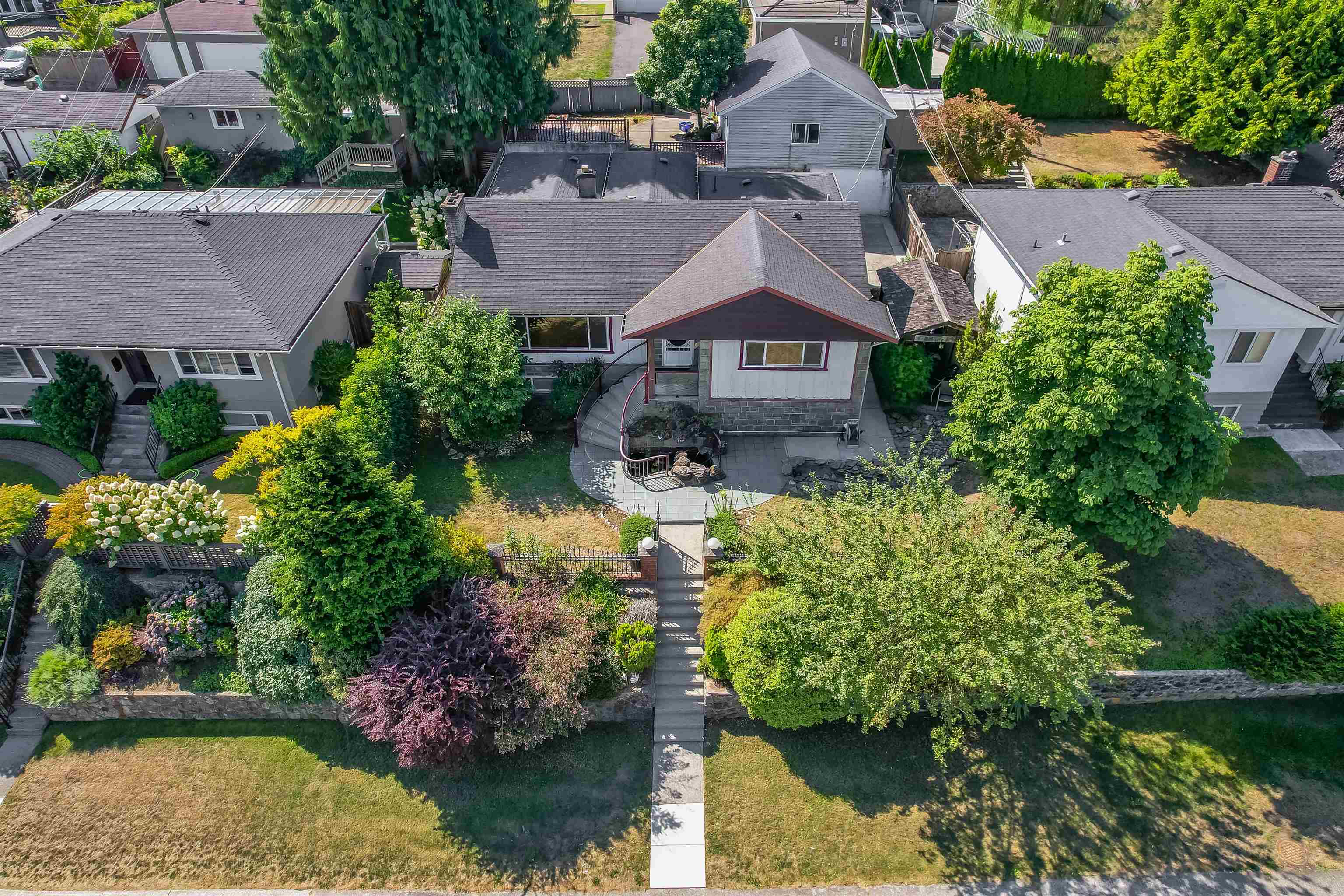 4116 GILPIN CRESCENT, Burnaby BC V5G 2K2, R3165483, BC,