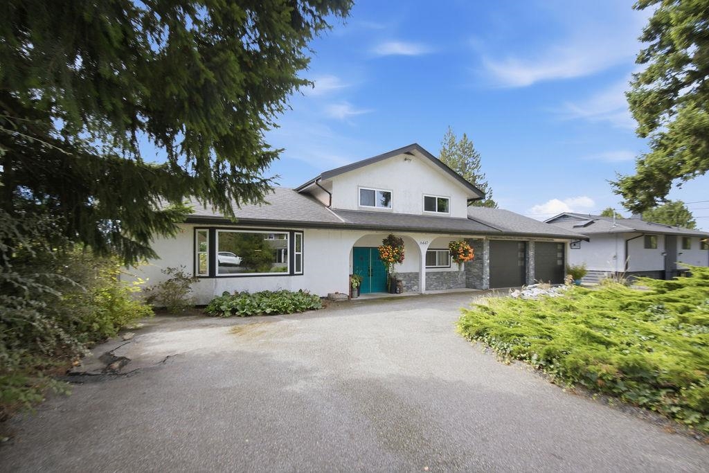 6447 SAMRON ROAD, Sechelt BC V7Z 0M8, R3165546, BC,