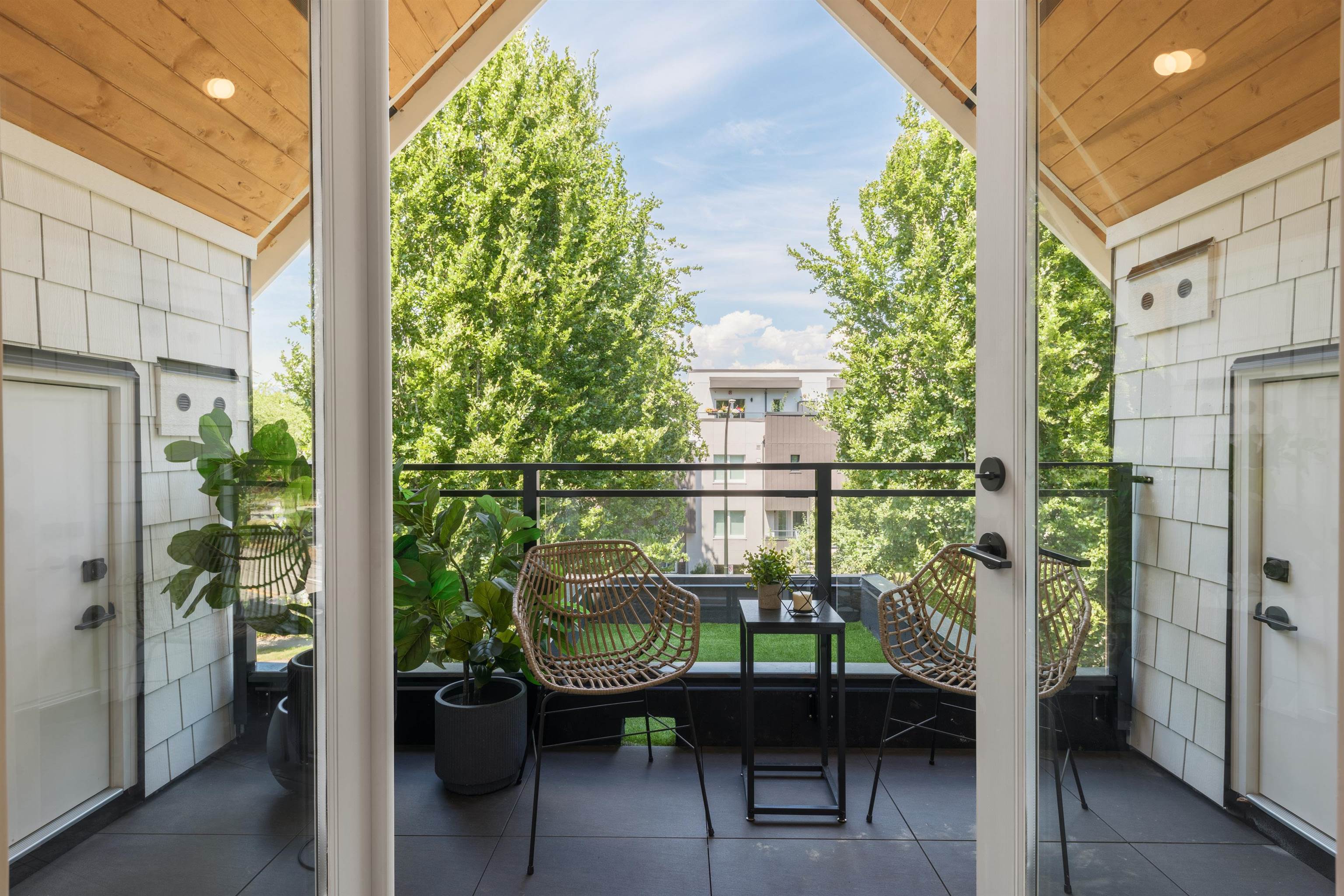 2066 E 1ST AVENUE, Vancouver BC V5N 1B5, R3165592, BC,