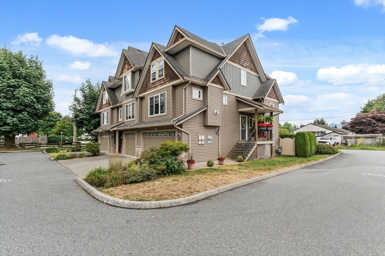 19 8830 NOWELL STREET, R3165610, BC,