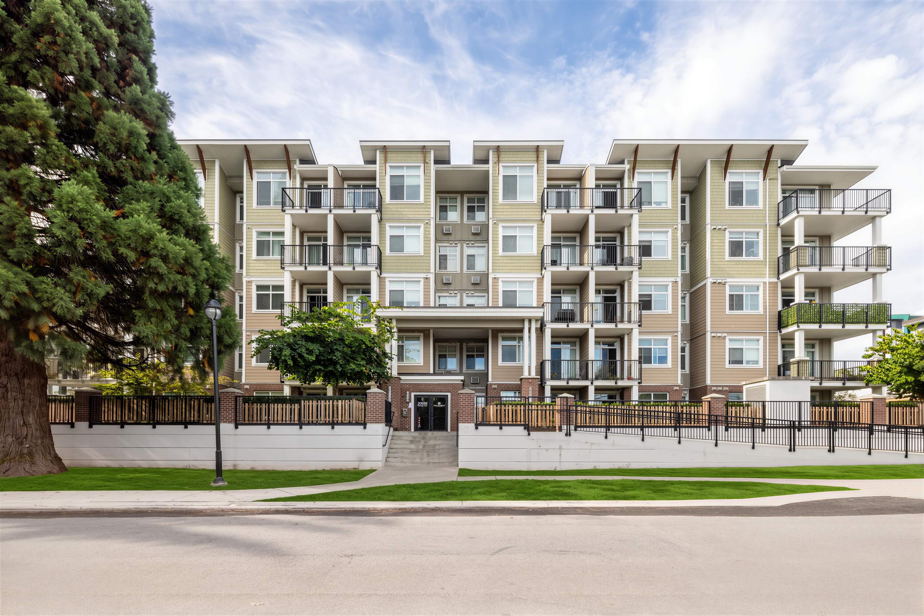 209 20686 EASTLEIGH CRESCENT, R3165661, BC,