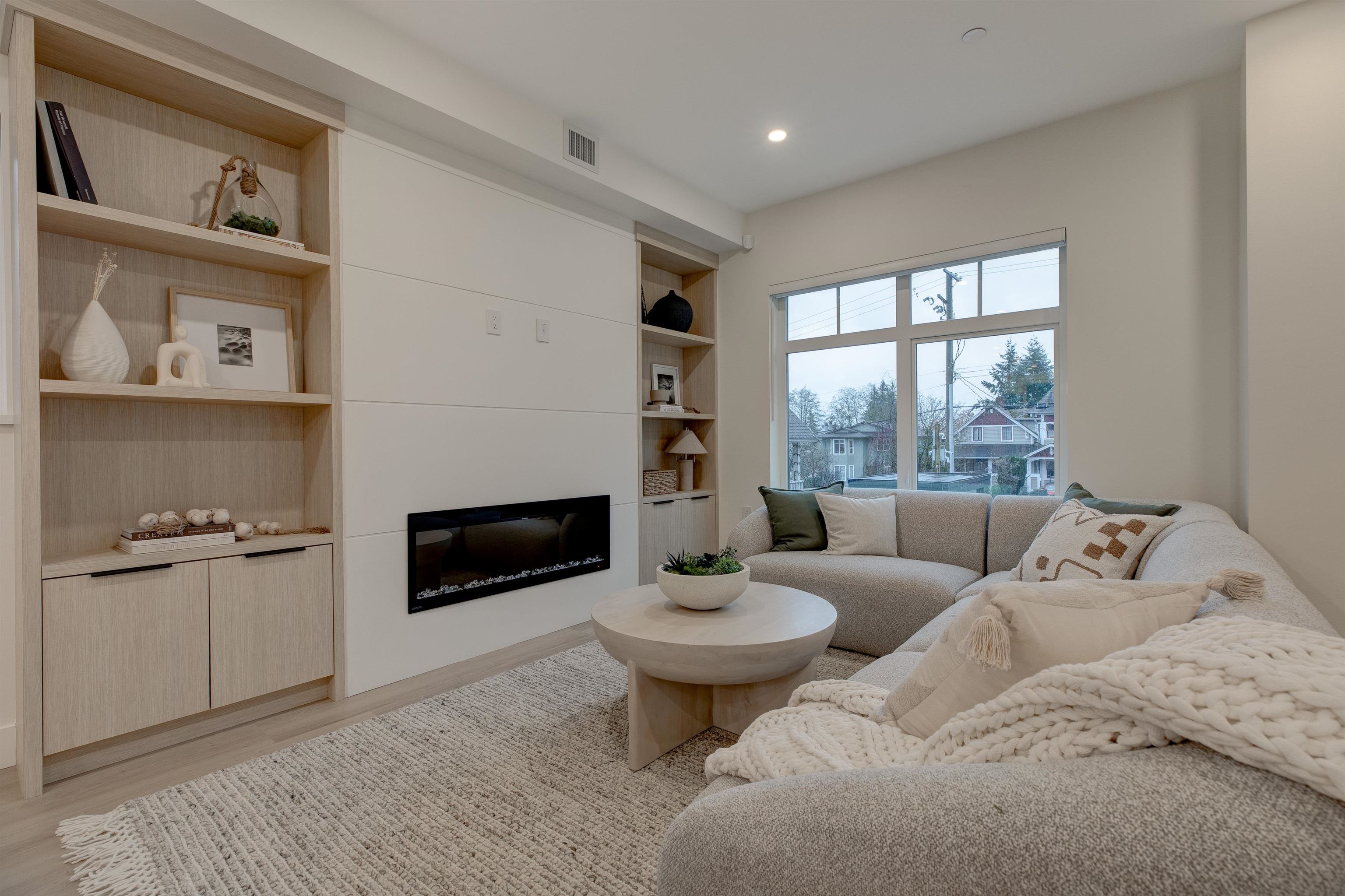 8 339 KEARY STREET, R3165719, BC,