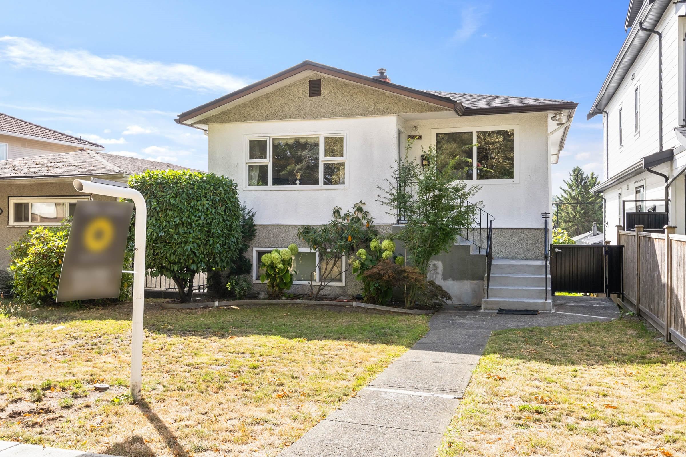3350 E 8 AVENUE, Vancouver BC V5M 1X9, R3165837, BC,