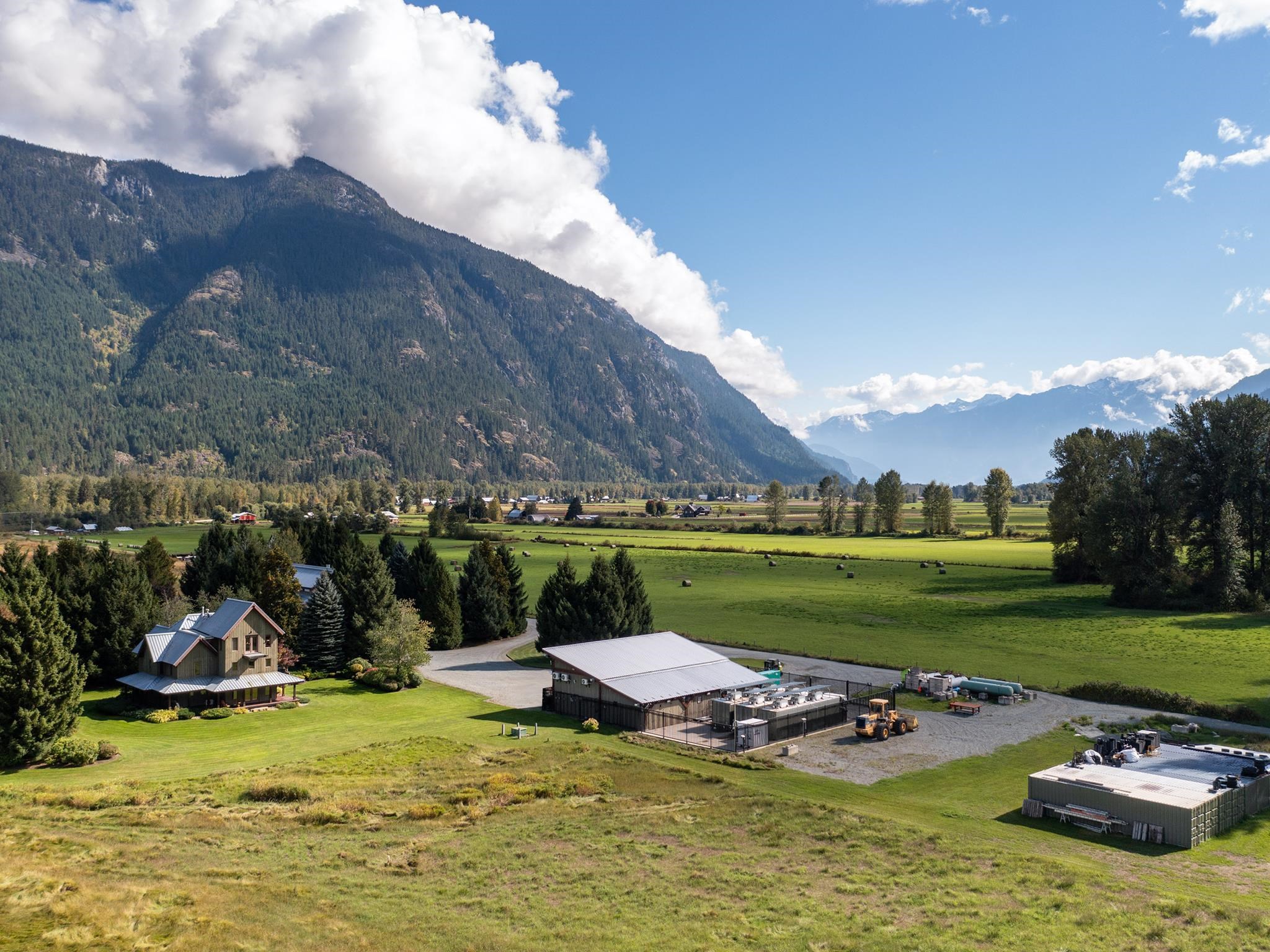 8891 PEMBERTON MEADOWS ROAD, Pemberton BC V0N 2L2, R3165840, BC,