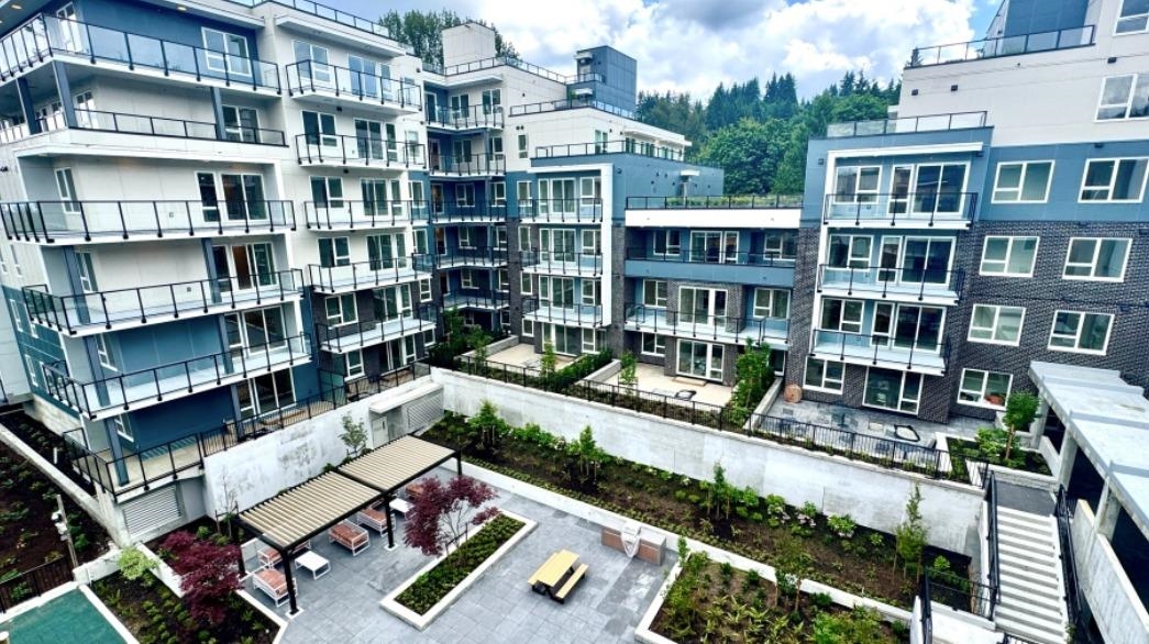 411 1100 CLARKE ROAD, R3165883, BC,