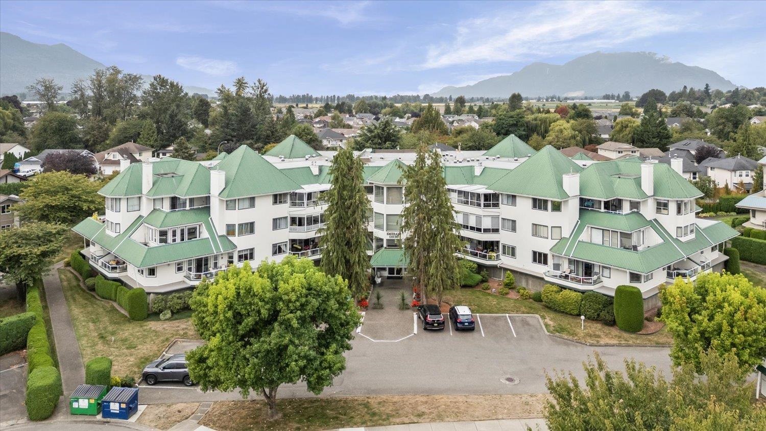 206 7651 AMBER DRIVE, R3166043, BC,