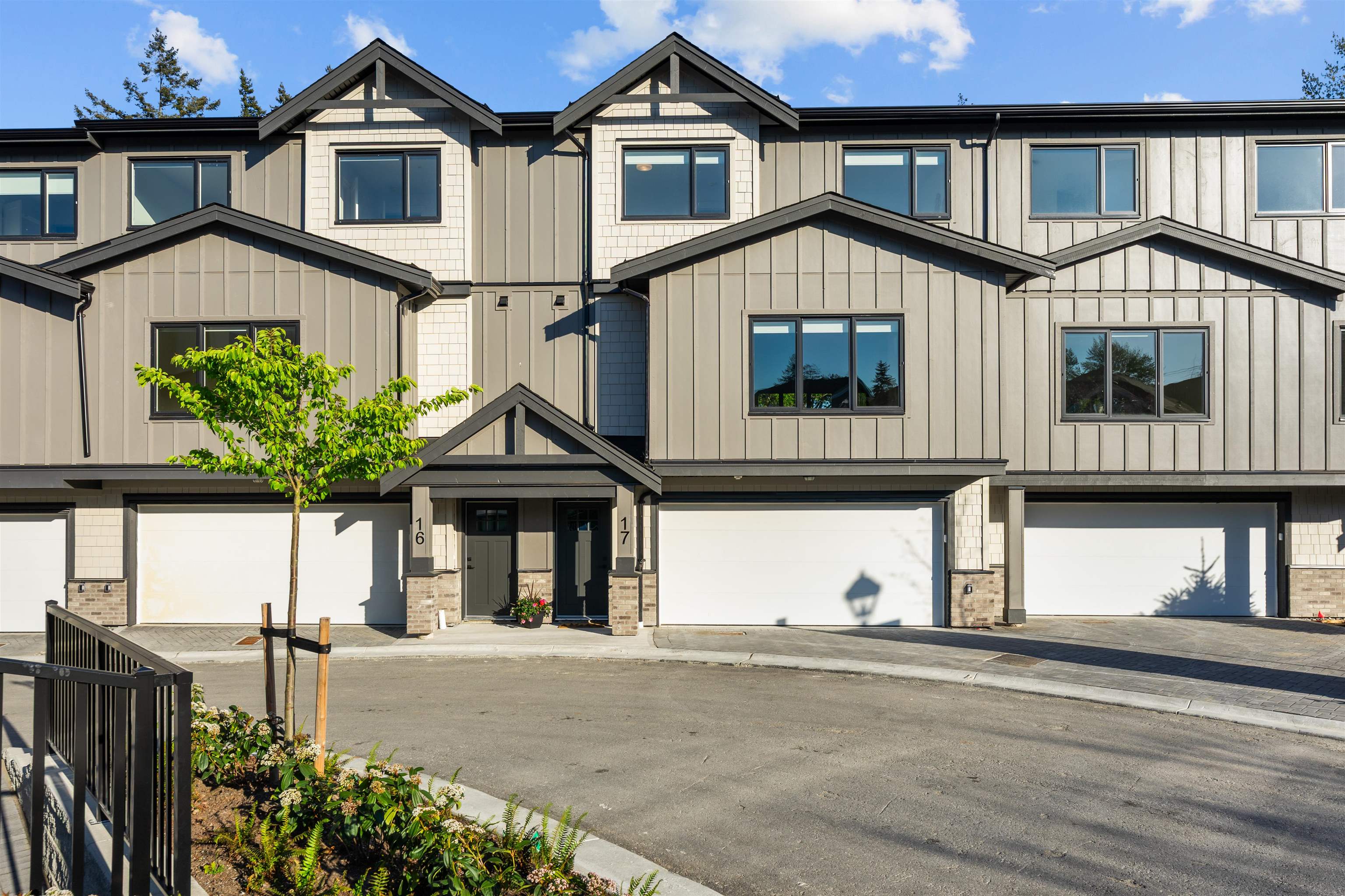 15 6828 208A STREET, R3166087, BC,