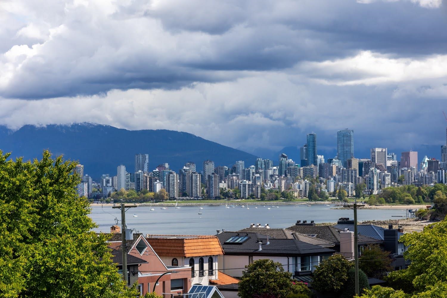 3240 W 1ST AVENUE, Vancouver BC V6K 1H5, R3166194, BC,